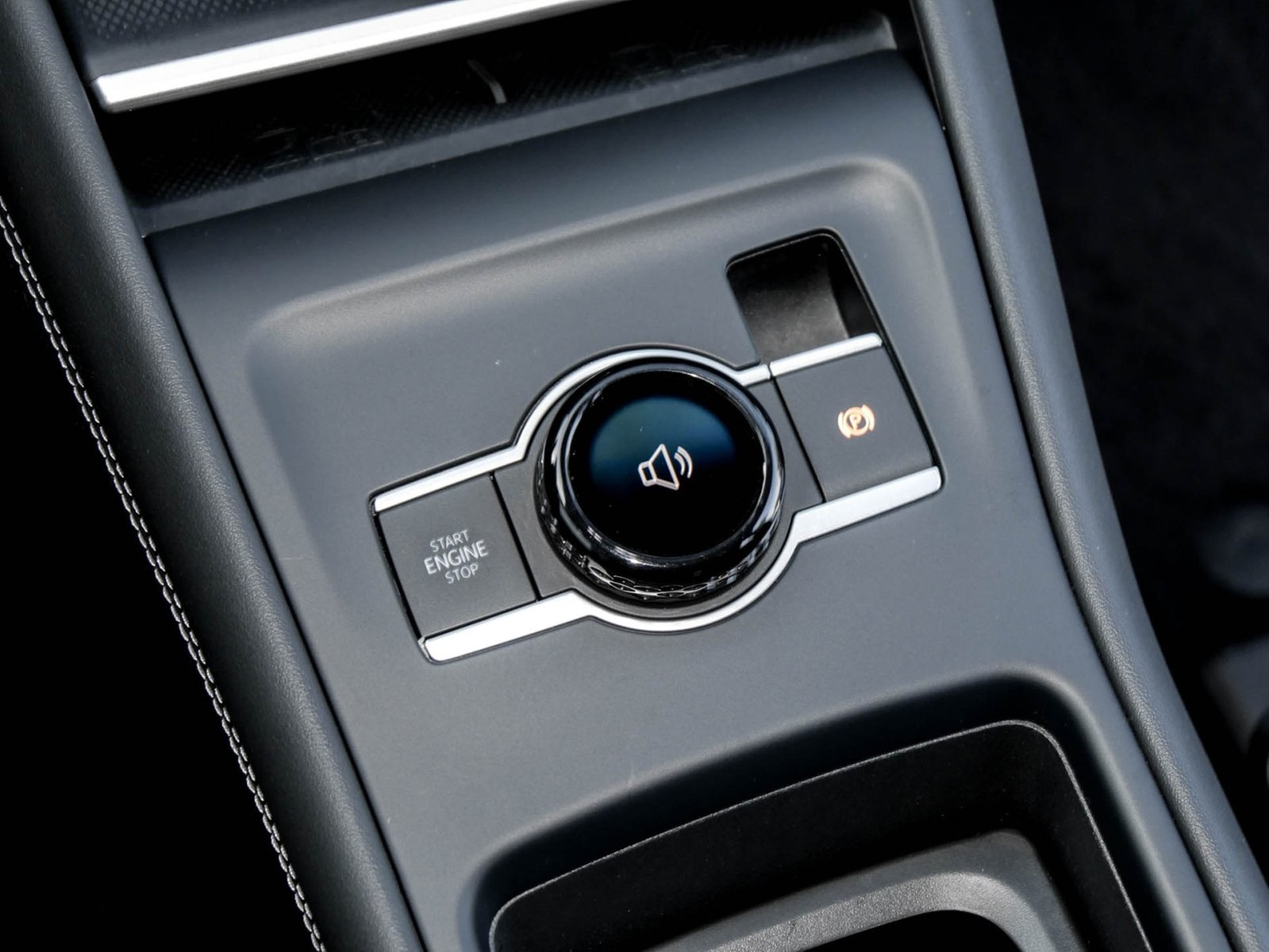 Volkswagen Tiguan 1.5 eTSI LIFE NEUESMODELL AHK CAM ACC 18Z