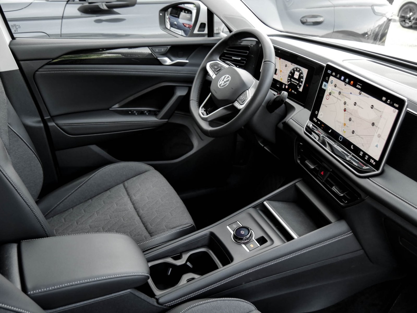 Volkswagen Tiguan 1.5 eTSI LIFE NEUESMODELL AHK CAM ACC 18Z