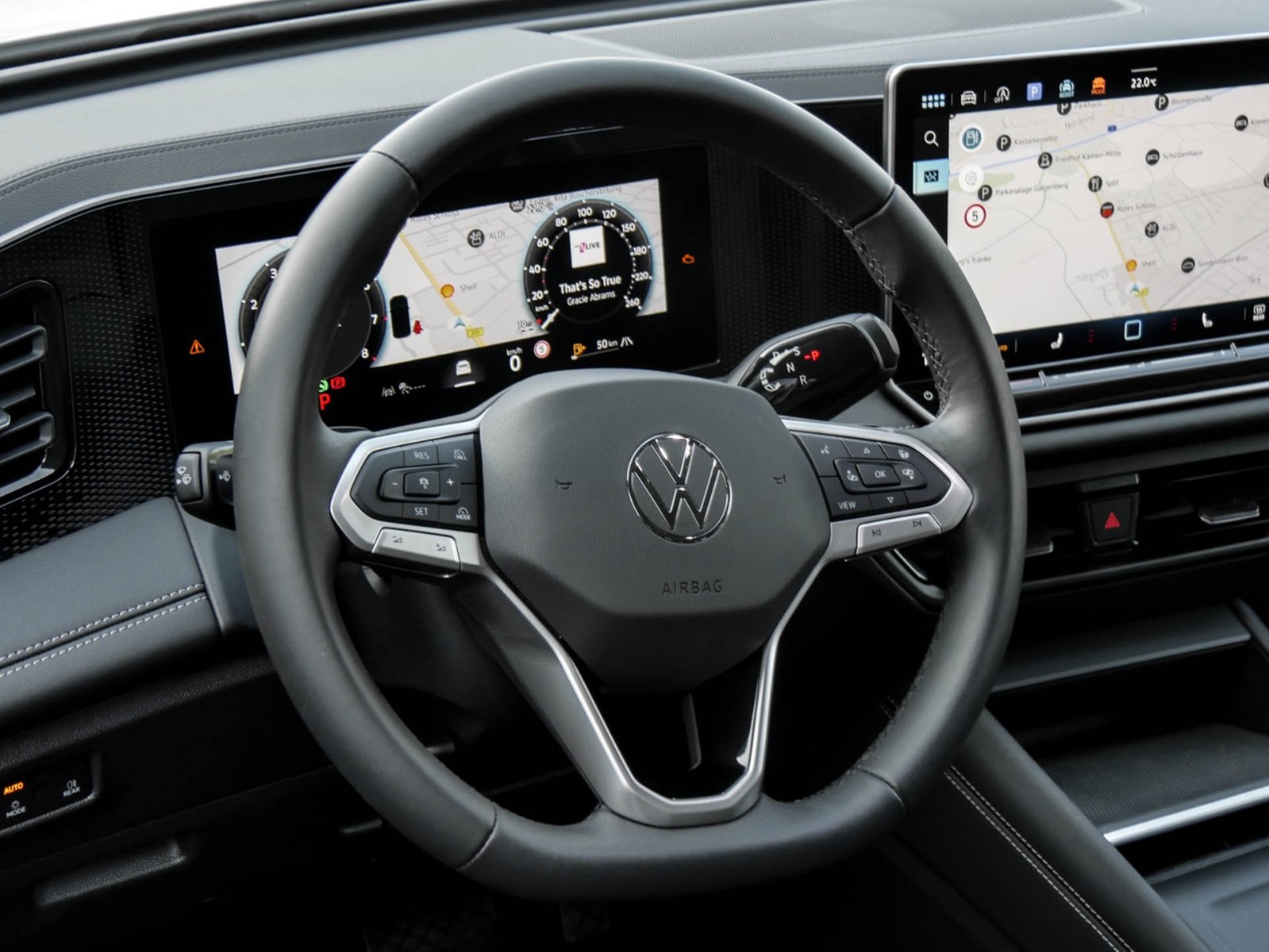 Volkswagen Tiguan 1.5 eTSI LIFE NEUESMODELL AHK CAM ACC 18Z