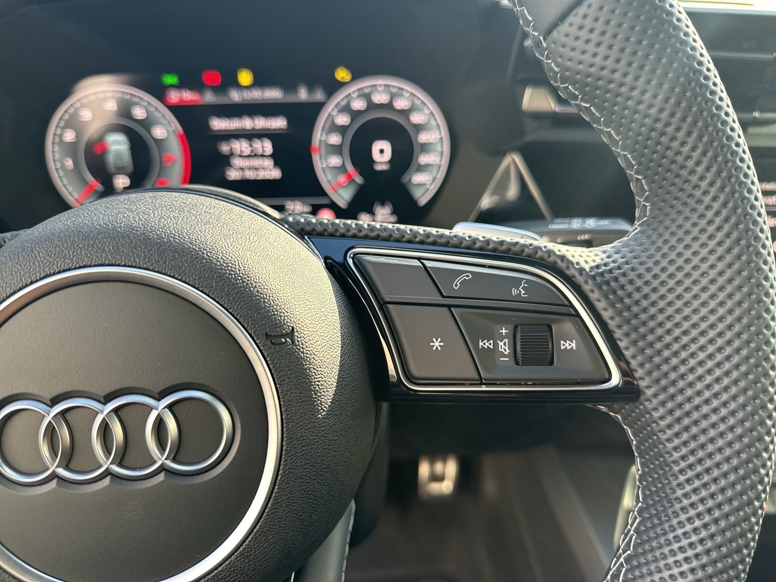 Audi A3 Sportback quattro S LINE PANO CAM ACC LM18