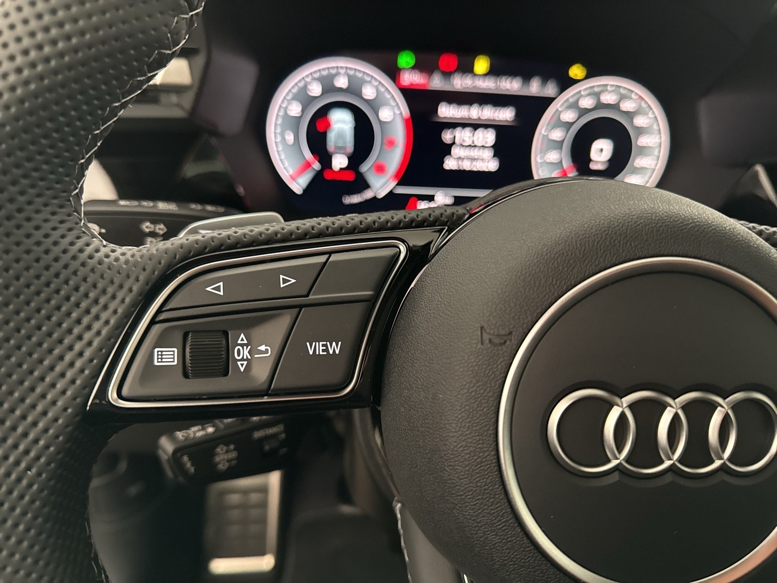Audi A3 Sportback quattro S LINE PANO CAM ACC LM18