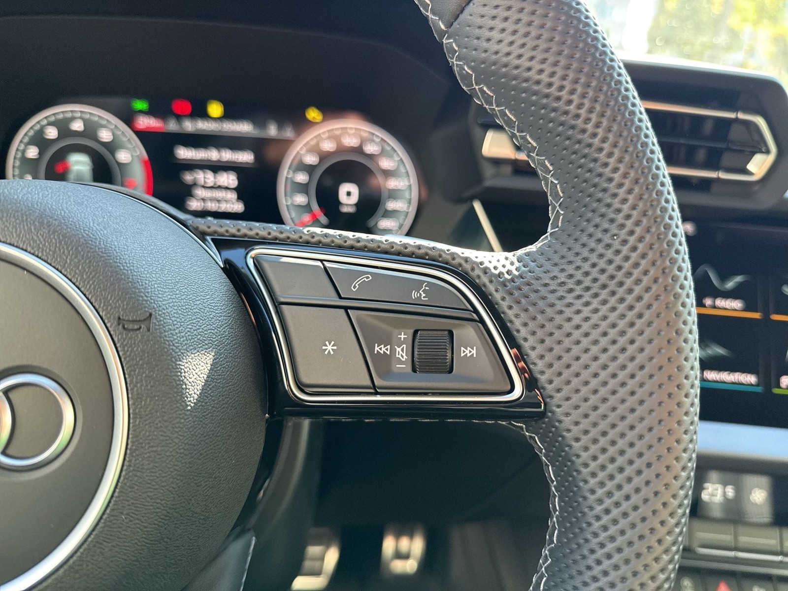 Audi A3 Sportback quattro S LINE PANO CAM ACC LM18