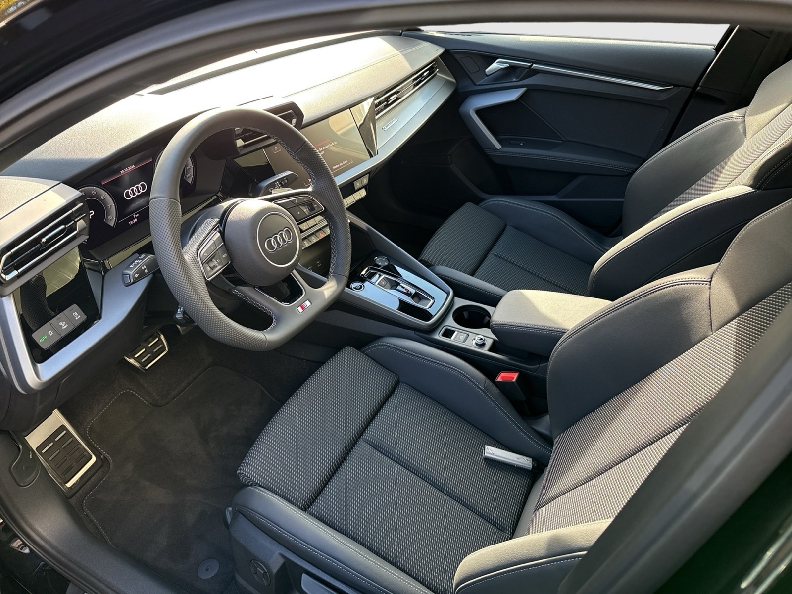 Audi A3 Sportback quattro S LINE PANO CAM ACC LM18