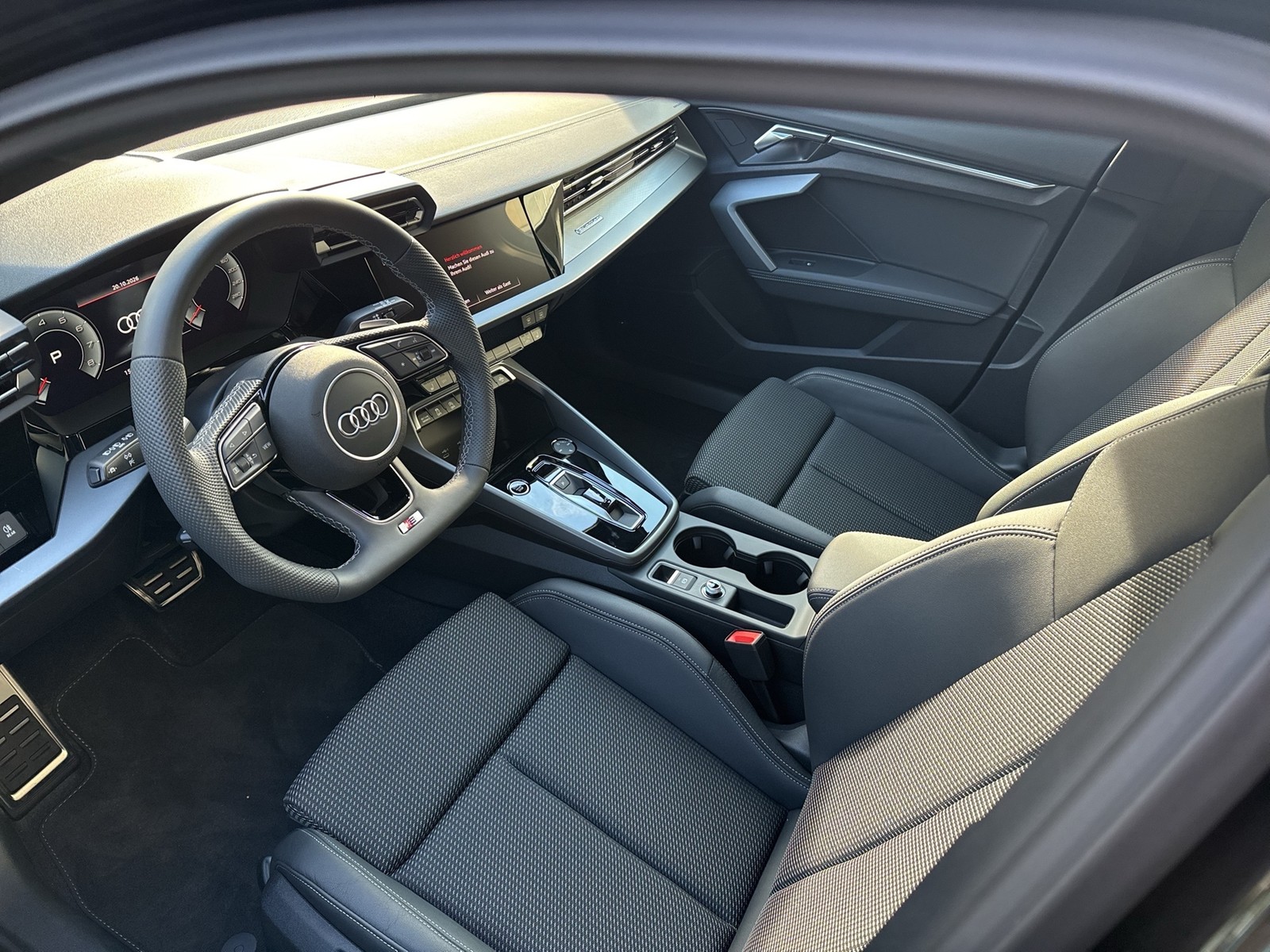 Audi A3 Sportback quattro S LINE PANO CAM ACC LM18