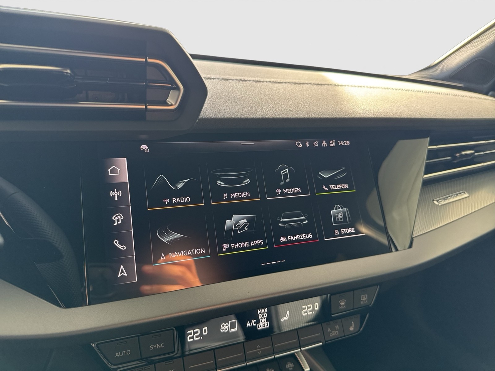 Audi A3 Sportback quattro S LINE PANO CAM ACC LM18