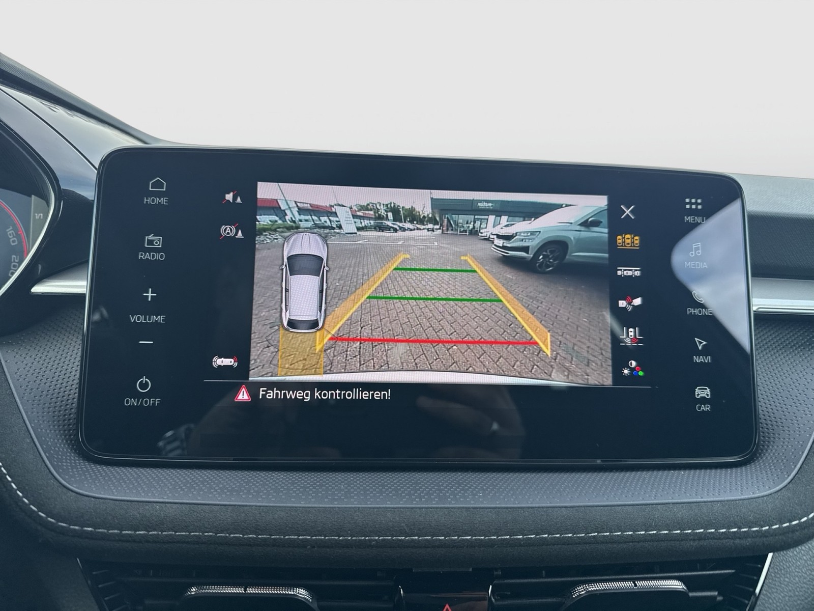 Skoda Fabia 1.0 MONTE CARLO CAM NAVI CARPLAY SITZHEIZ.