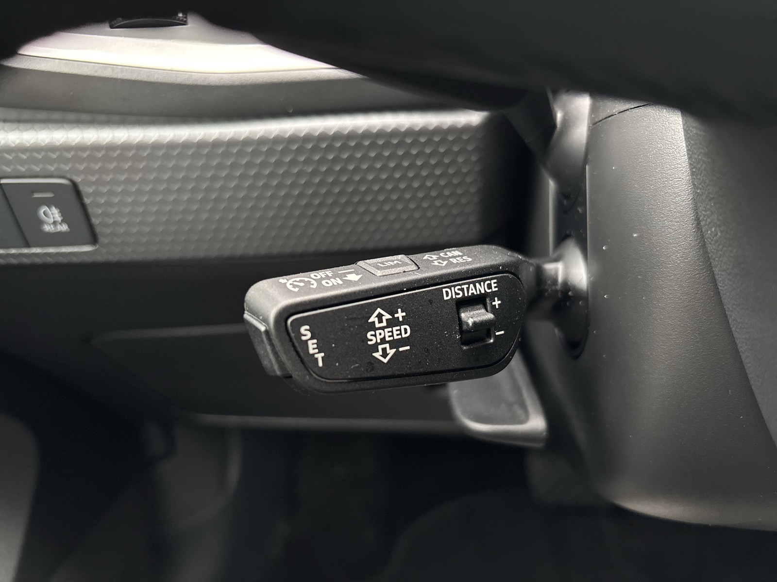 Audi A1 allstreet 35 NAVIGATION LED ACC SPORTSITZE