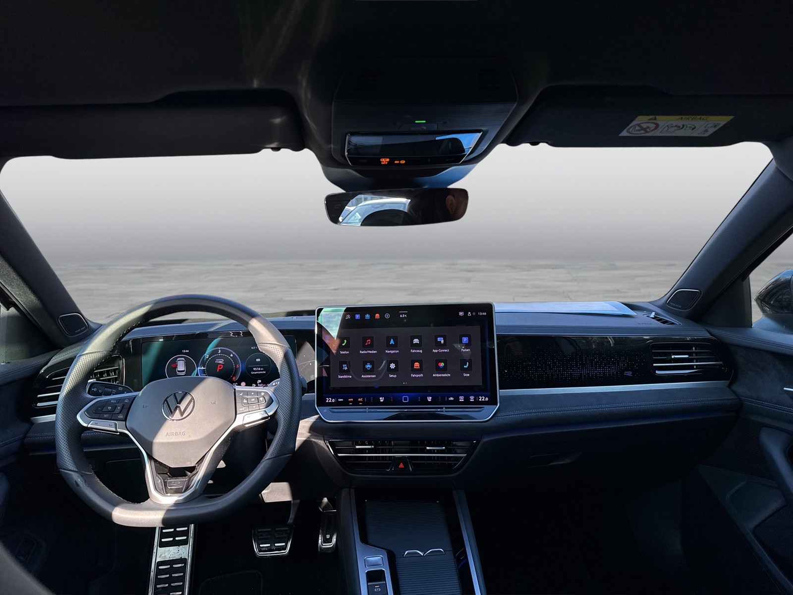 Volkswagen Passat Variant R-LINE BLACK STYLE ACC KAMERA