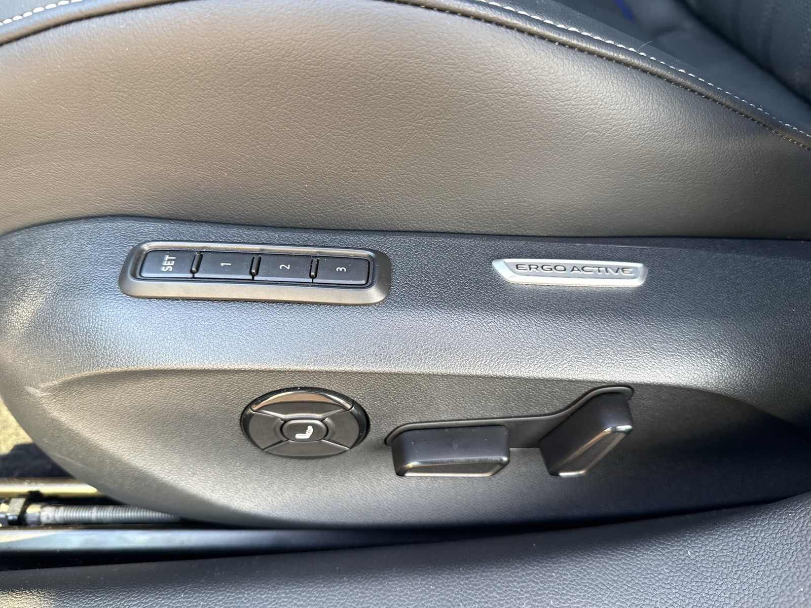 Volkswagen Passat Variant R-LINE BLACK STYLE ACC KAMERA