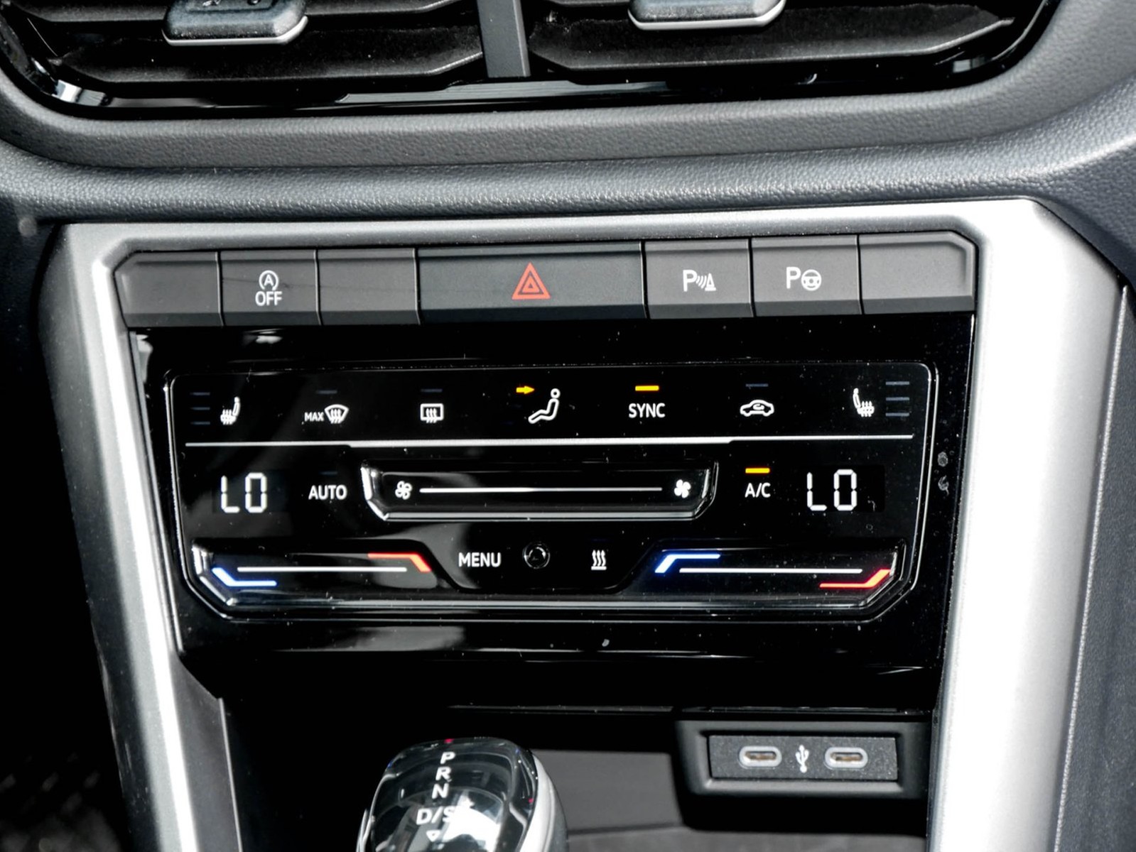 Volkswagen T-Roc 1.5 LIFE STANDHEIZ. CAM LM17 NAVI SITZHEIZ