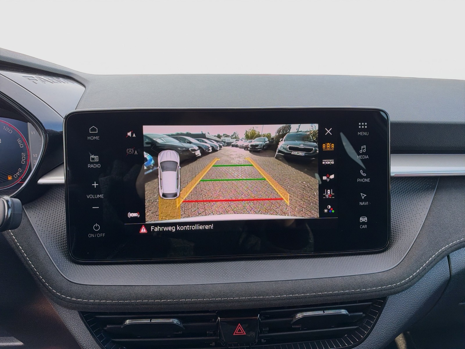 Skoda Fabia 1.0 MONTE CARLO CAM NAVI CARPLAY SITZHEIZ.
