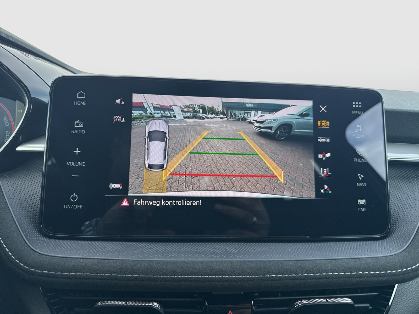 Skoda Fabia 1.0 MONTE CARLO CAM NAVI CARPLAY SITZHEIZ.