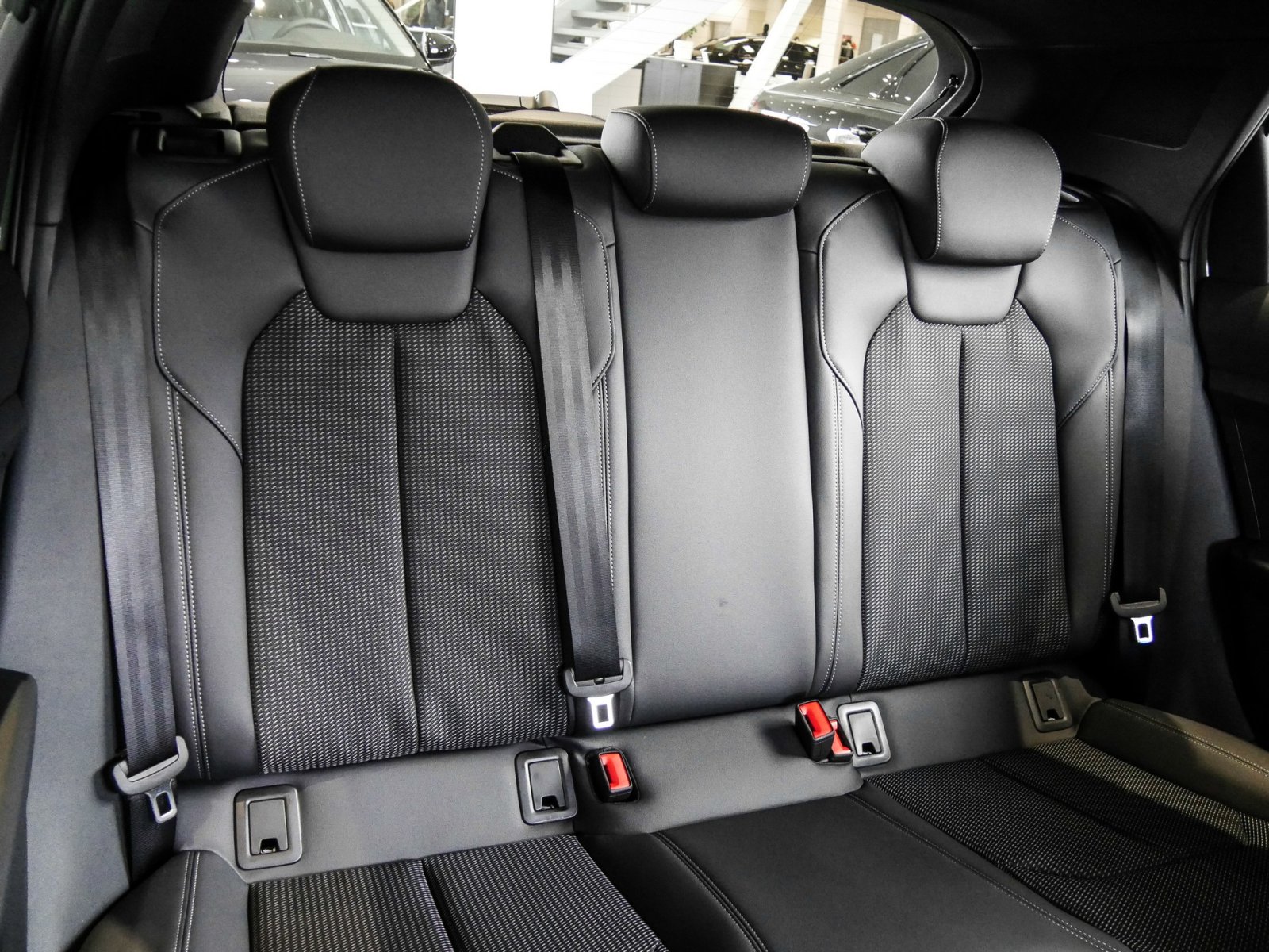 Audi A1 Sportback 35 S LINE BLACKPAK CAM LM17 LED NAVI+