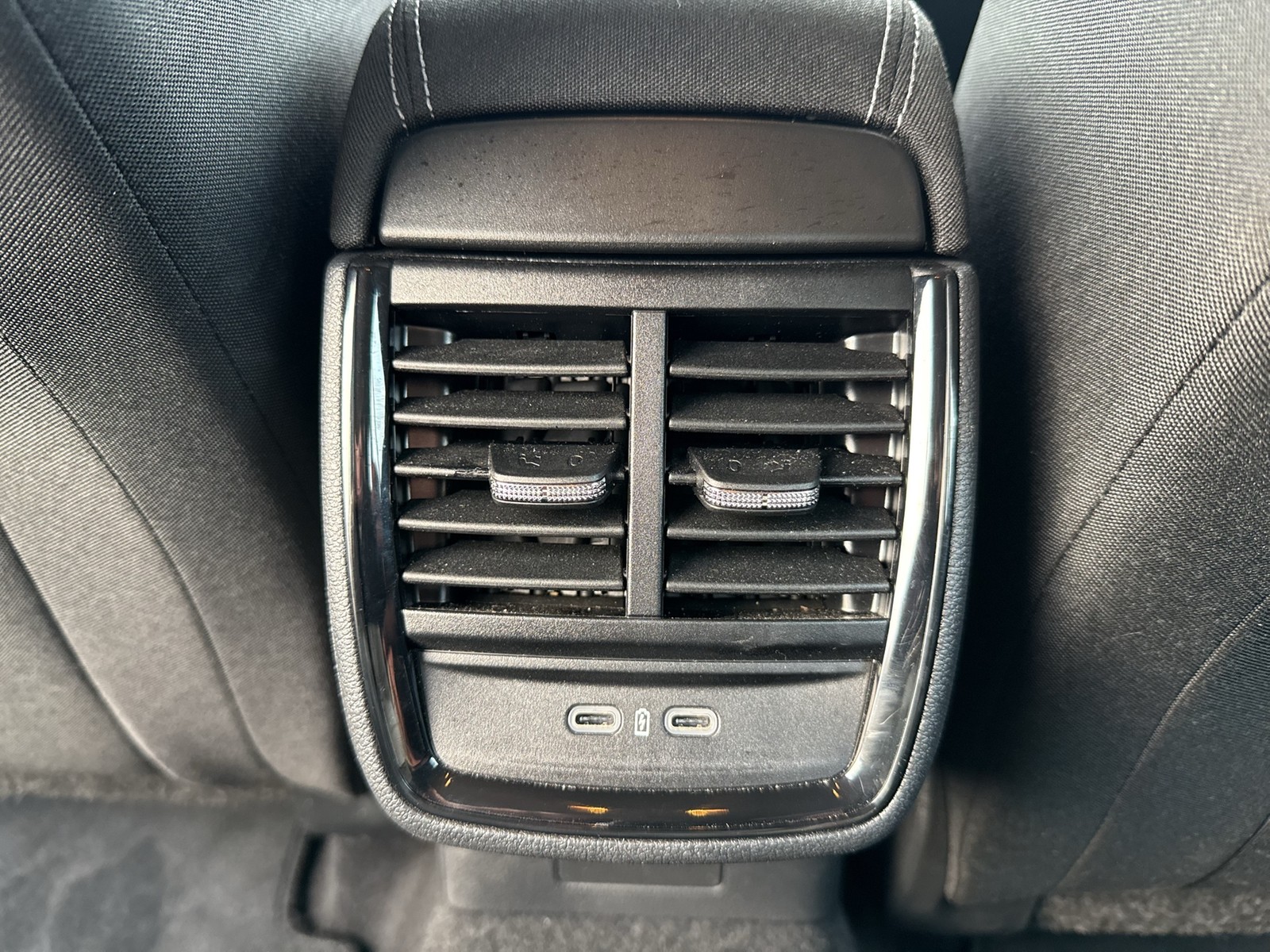 Skoda Kamiq 1.0TSI DSG Tour ACC PDC RFK SHZ