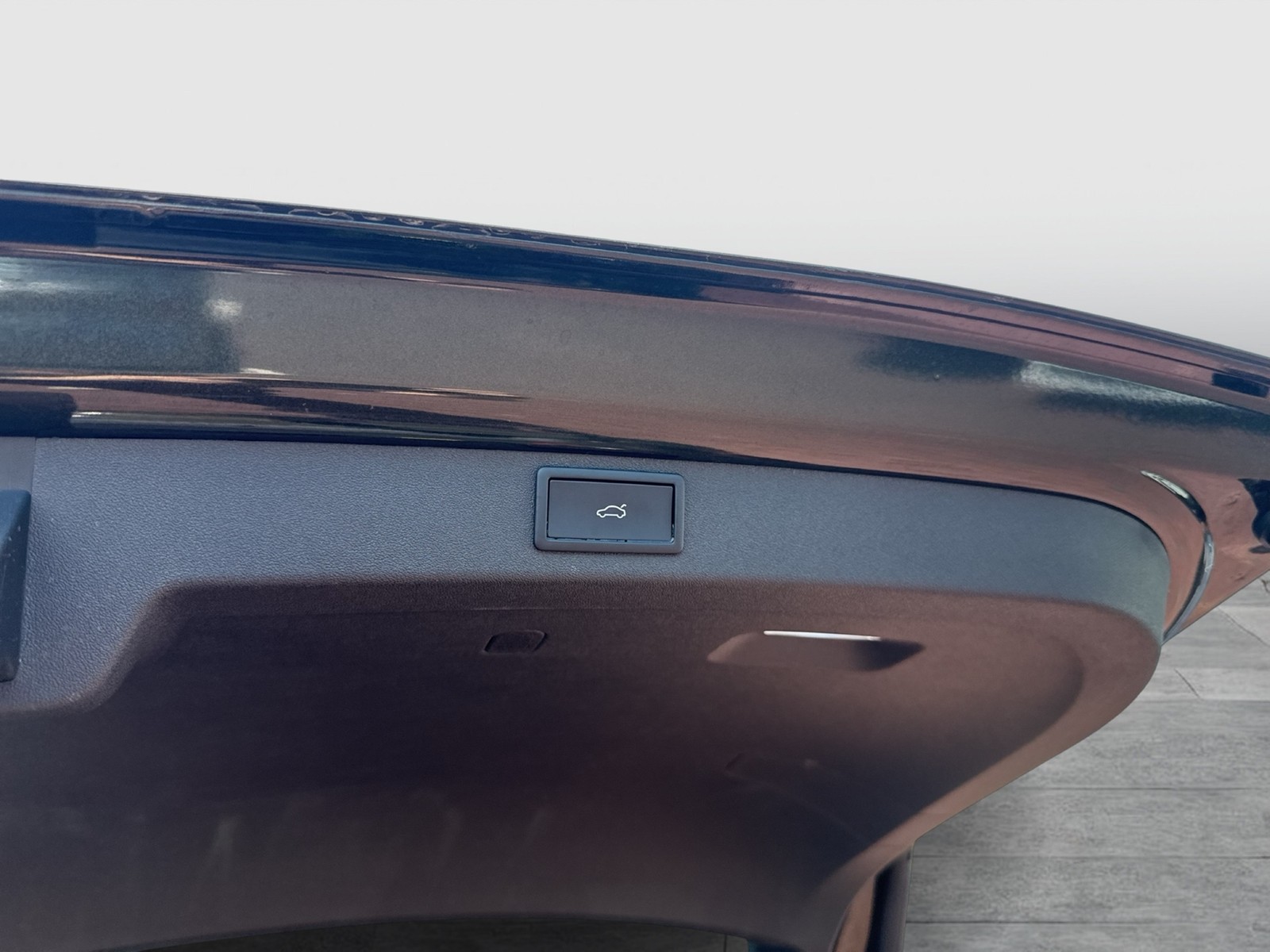 Skoda Enyaq 85 SPORTLINE WÄRMEPUMPE PANO AHK CAM LM20