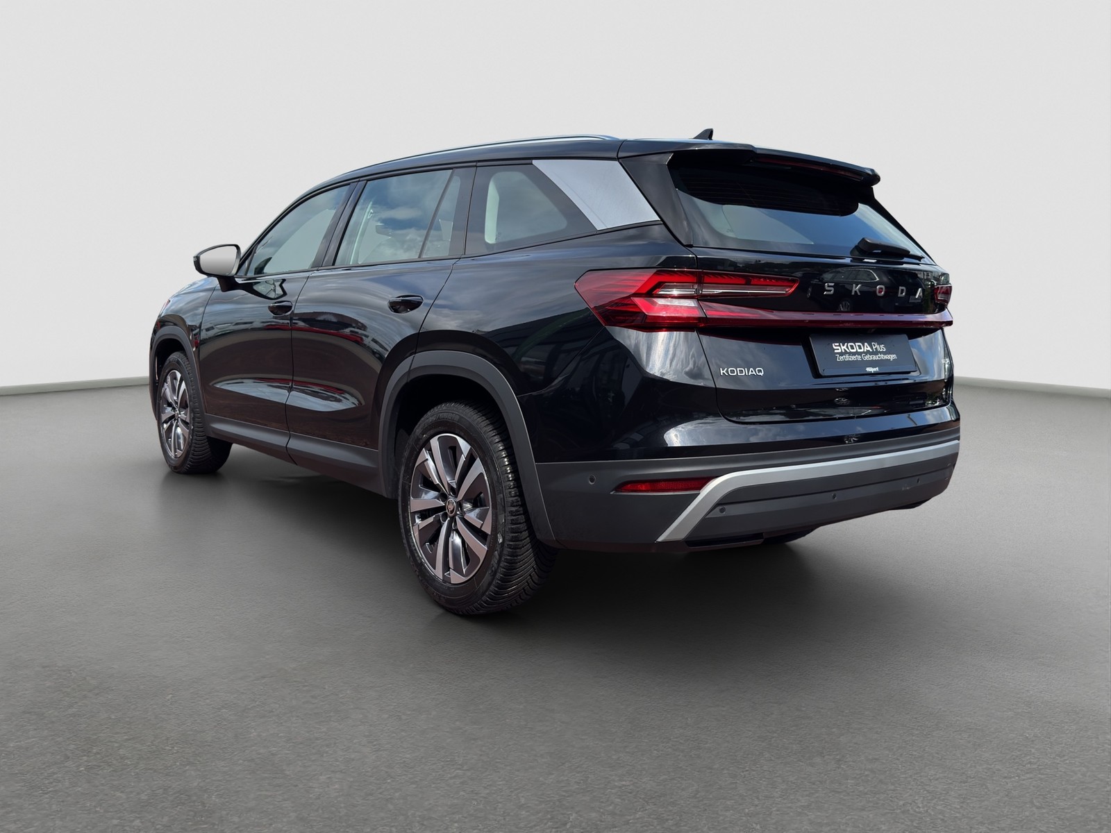 Skoda Kodiaq 2.0 SELECTION 4X4 AHK 360CAM ACC LM18 NAVI