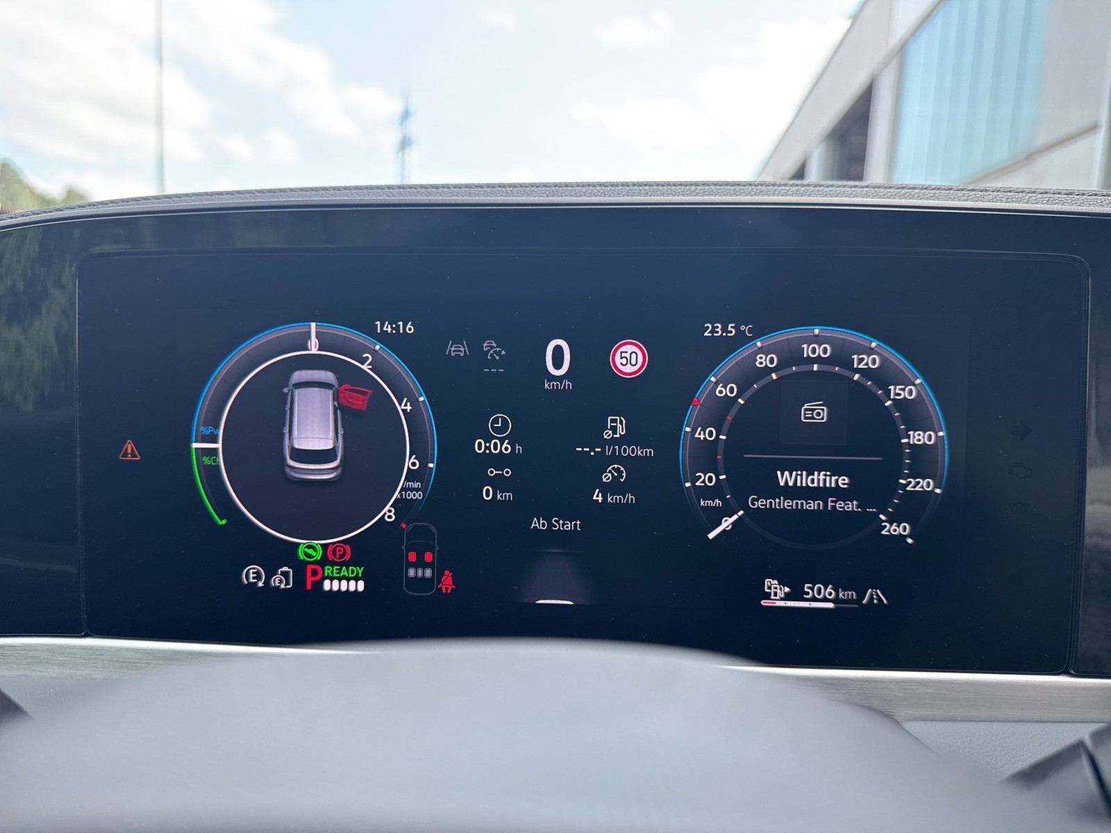 Volkswagen Passat Variant 1.5 HYBRID ELEGANCE LEDER AHK ACC