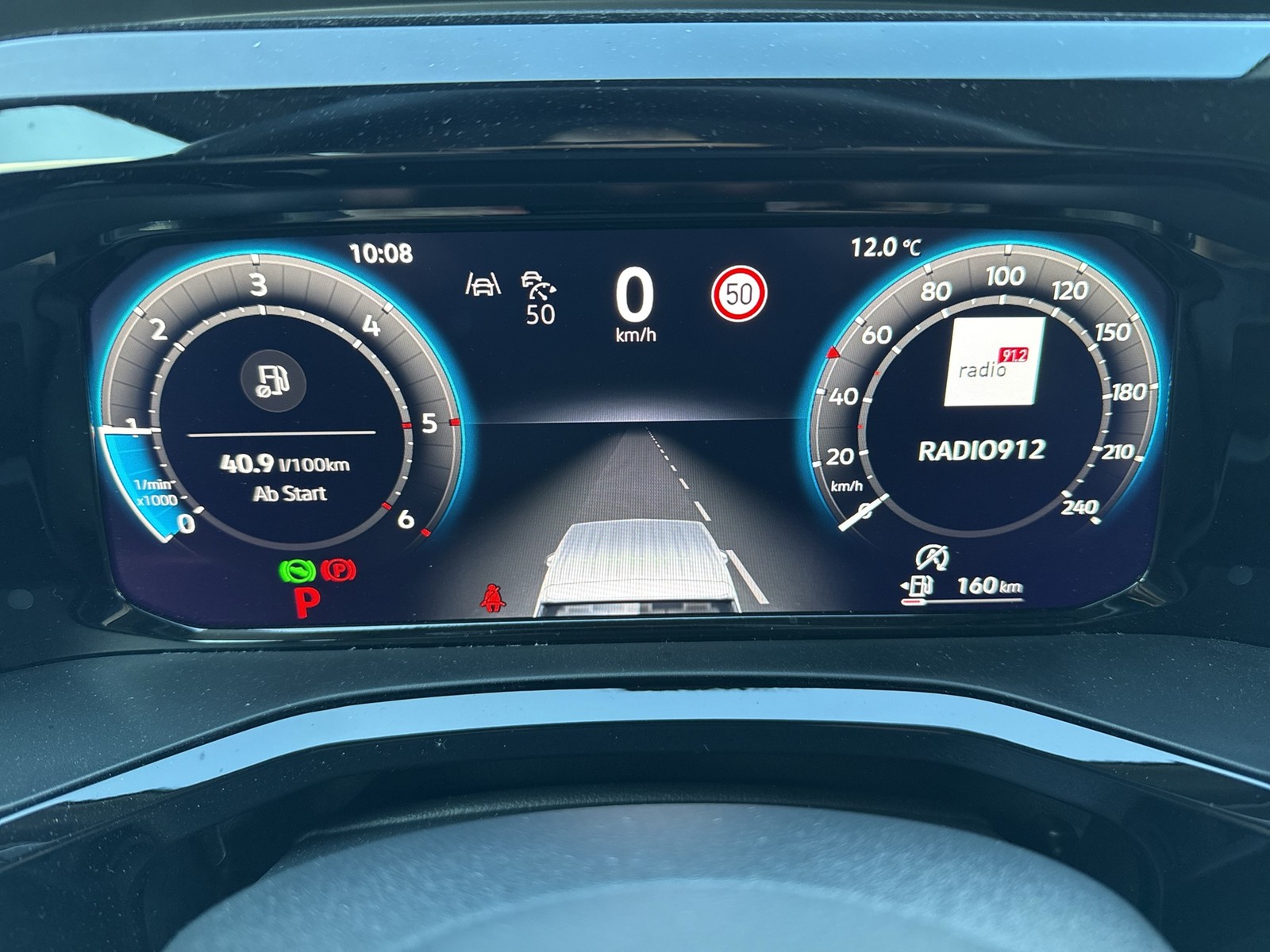 Volkswagen T7 Multivan 2.0 LIFE KÜ CAM ACC LM17 NAVI SITZHEIZ.