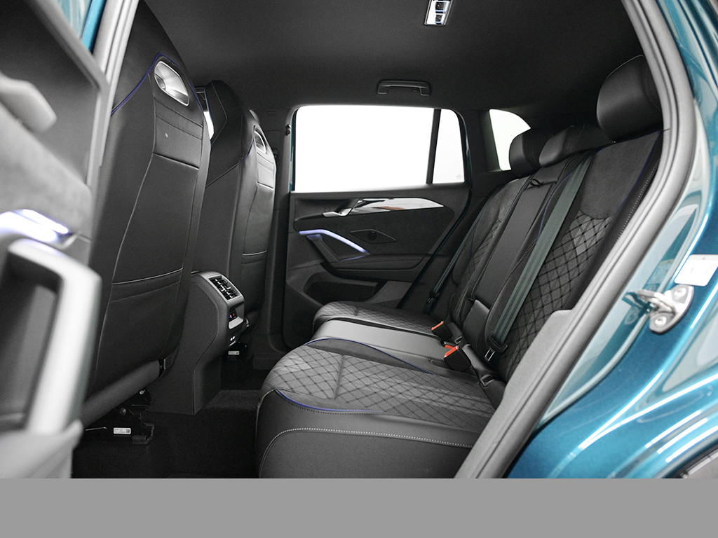 Volkswagen Tiguan 1.5 R-LINE DSG eKLAPPE HD-MATRIXLED AHK