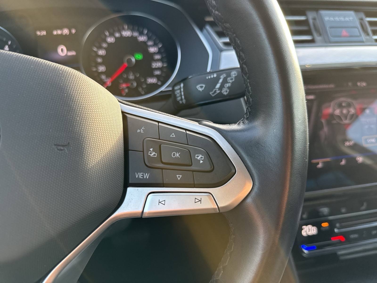 Volkswagen Passat Variant 2.0 BUSINESS CAM ACC NAVI SITZHZ.