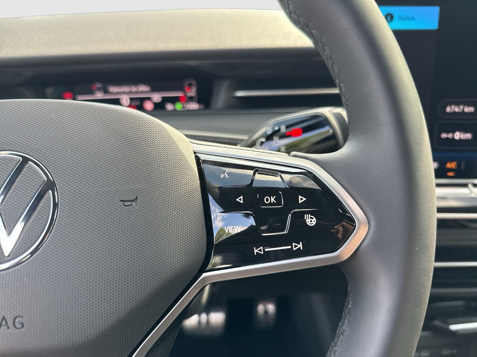 Volkswagen ID.7 PRO S WÄRMEPUMPE AHK 360°CAM ACC LM20 NAVI