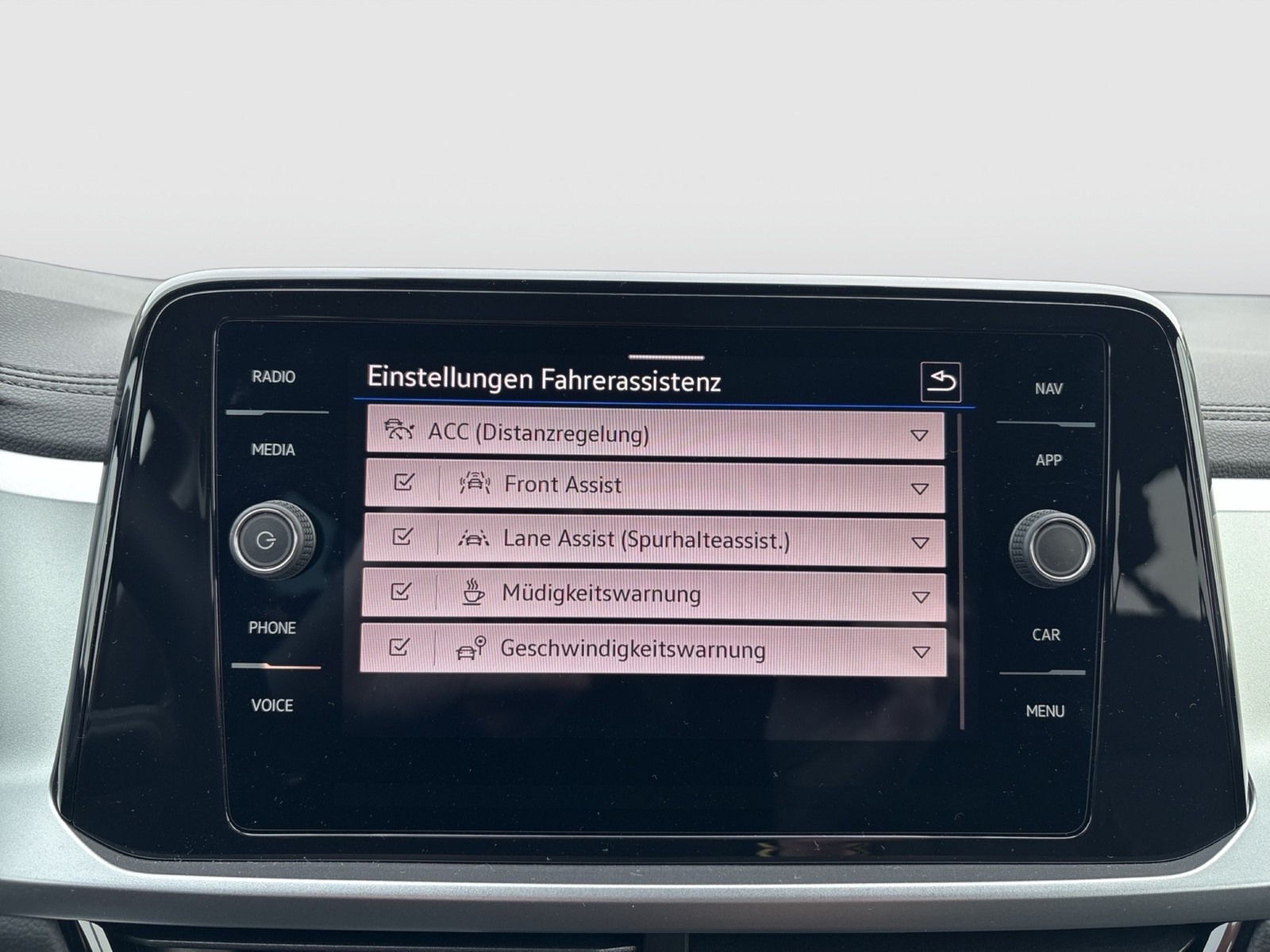 Volkswagen T-Roc 1.5 LIFE ACC LM17 NAVI CARPLAY SITZHEIZUNG