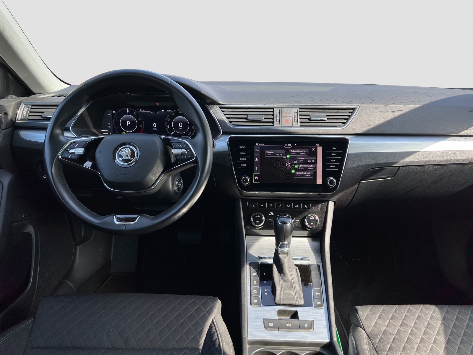 Skoda Superb Combi 1.4 iV AHK CAM E-KLAPPE NAVI SITZHZ