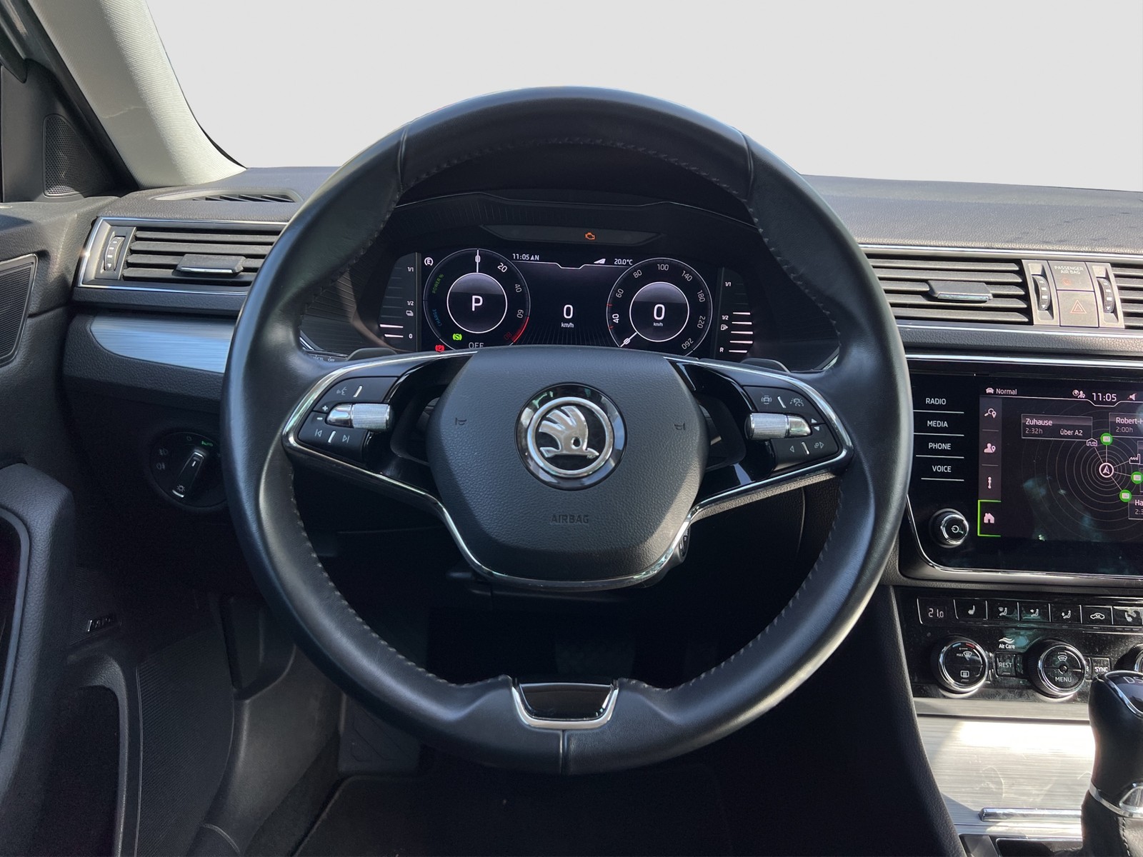 Skoda Superb Combi 1.4 iV AHK CAM E-KLAPPE NAVI SITZHZ