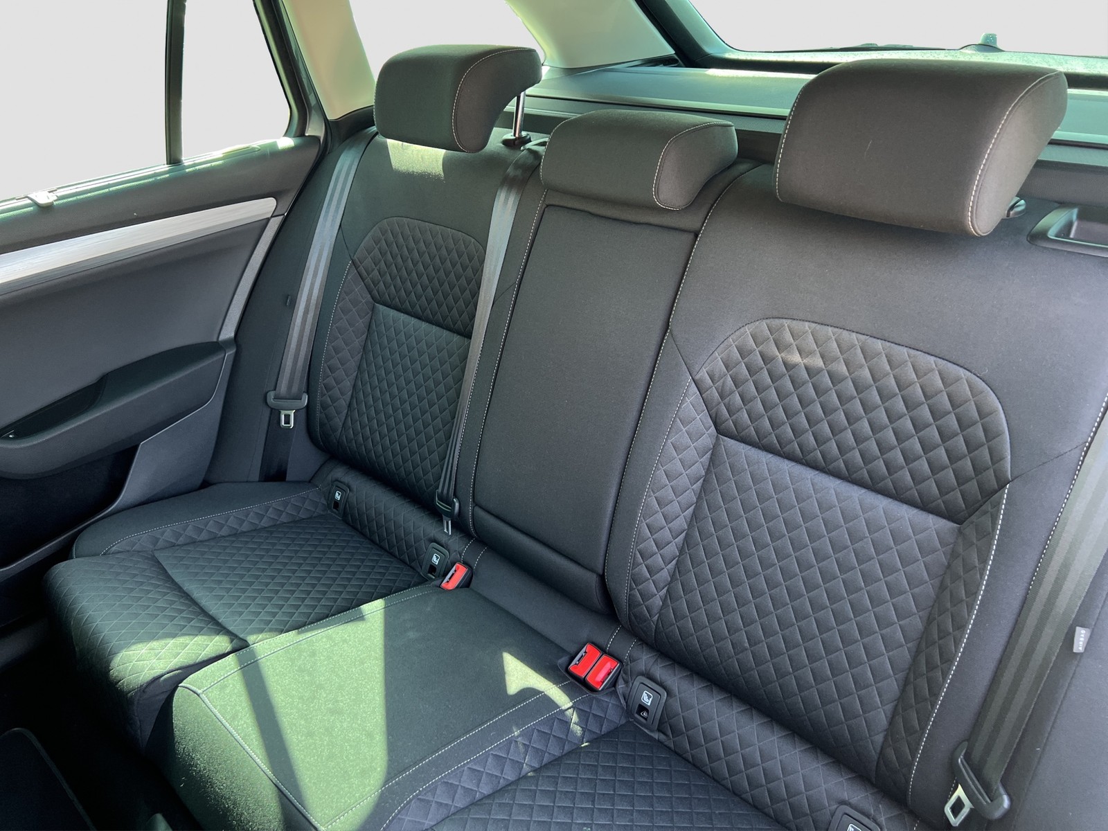 Skoda Superb Combi 1.4 iV AHK CAM E-KLAPPE NAVI SITZHZ
