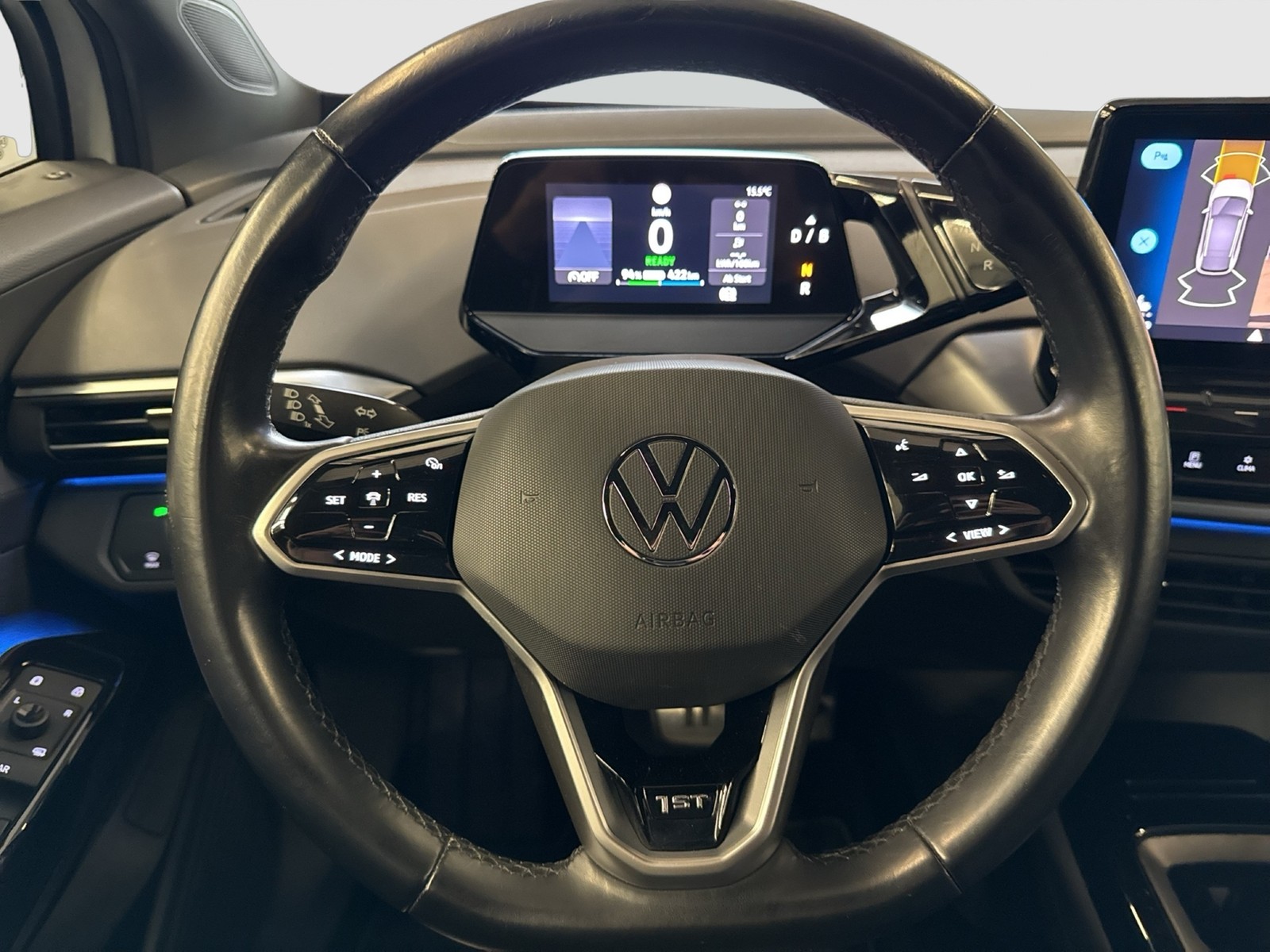 Volkswagen ID.4 Pro Performance 1st WÄRMEPUMPE AHK CAM LM20
