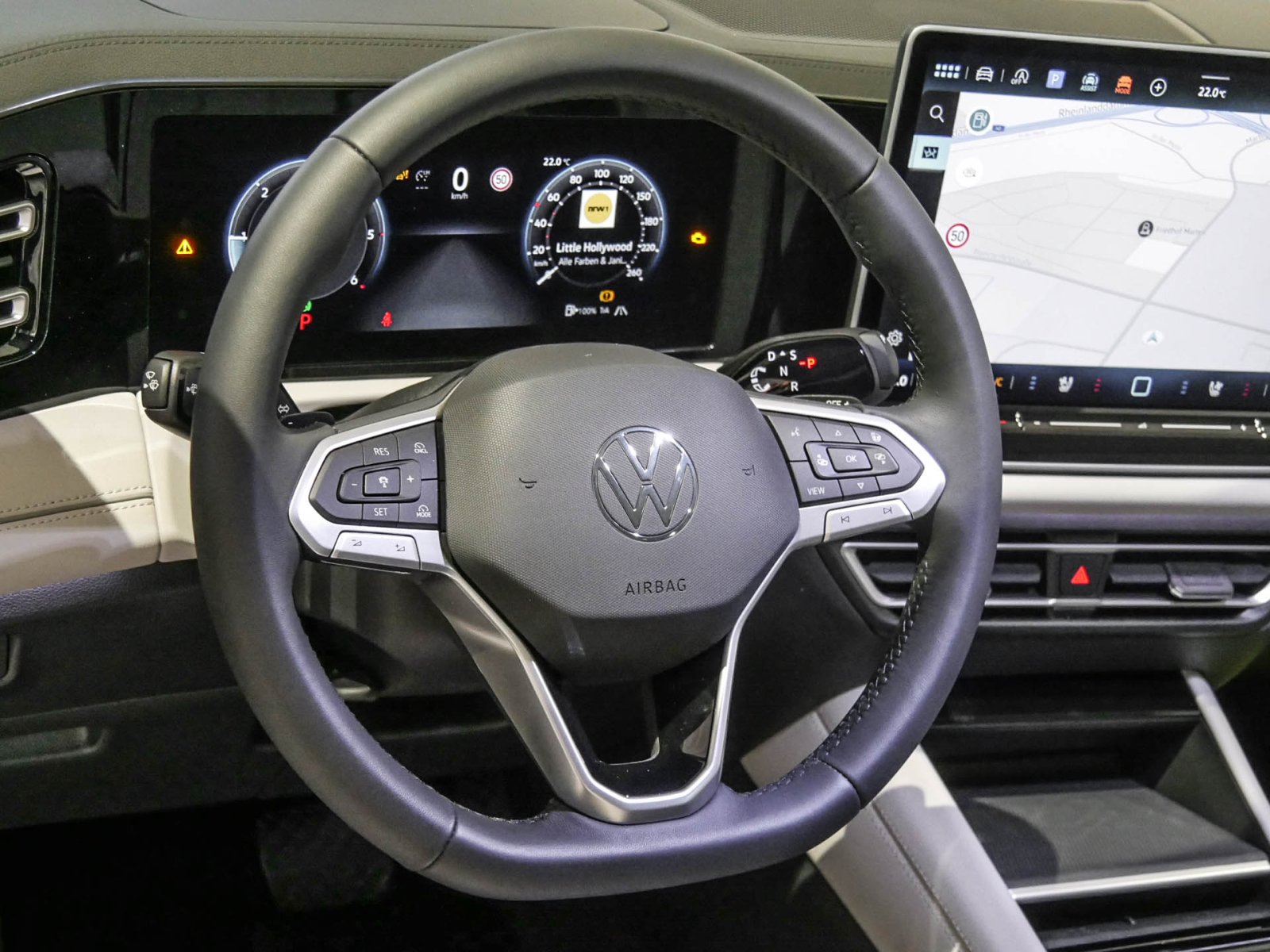 Volkswagen Tiguan 2.0 ELEGANCE DSG PANO LEDER STANDHZG AHK