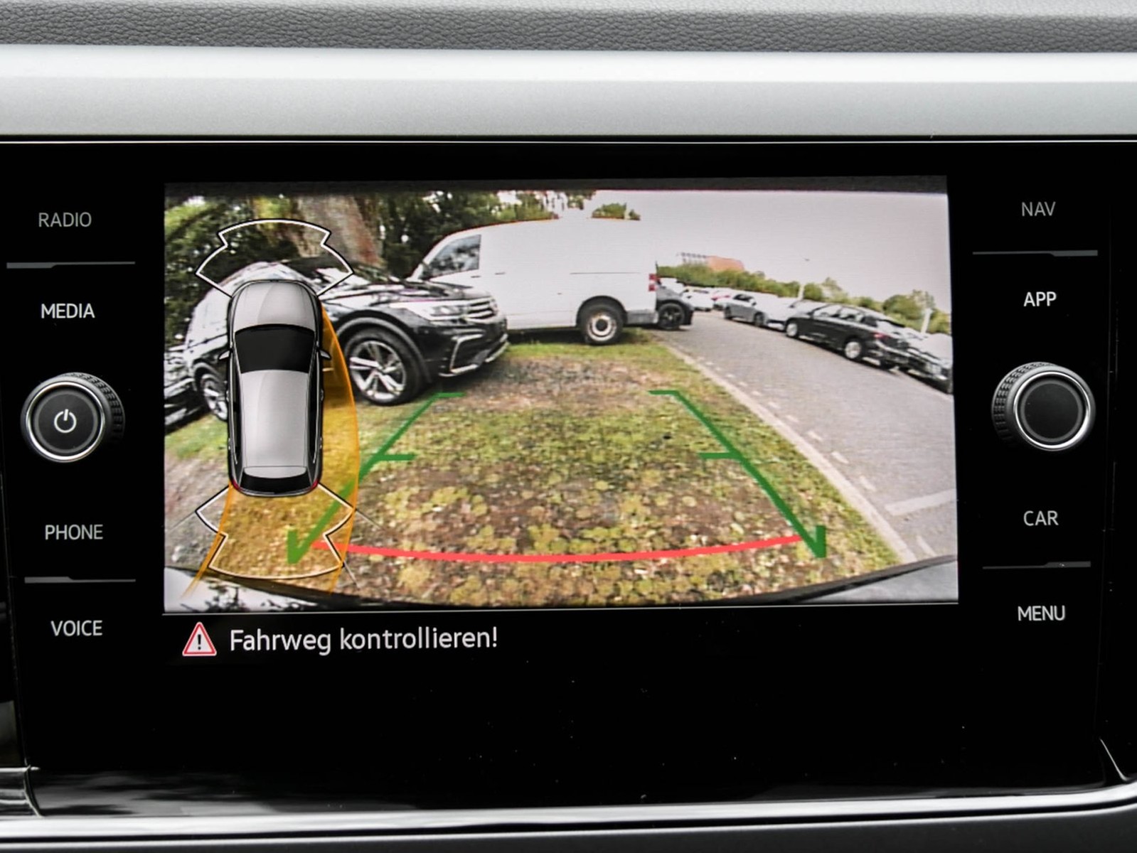 Volkswagen Polo 1.0 R-LINE DSG PANO NAVI CAM MATRIXLED LM17