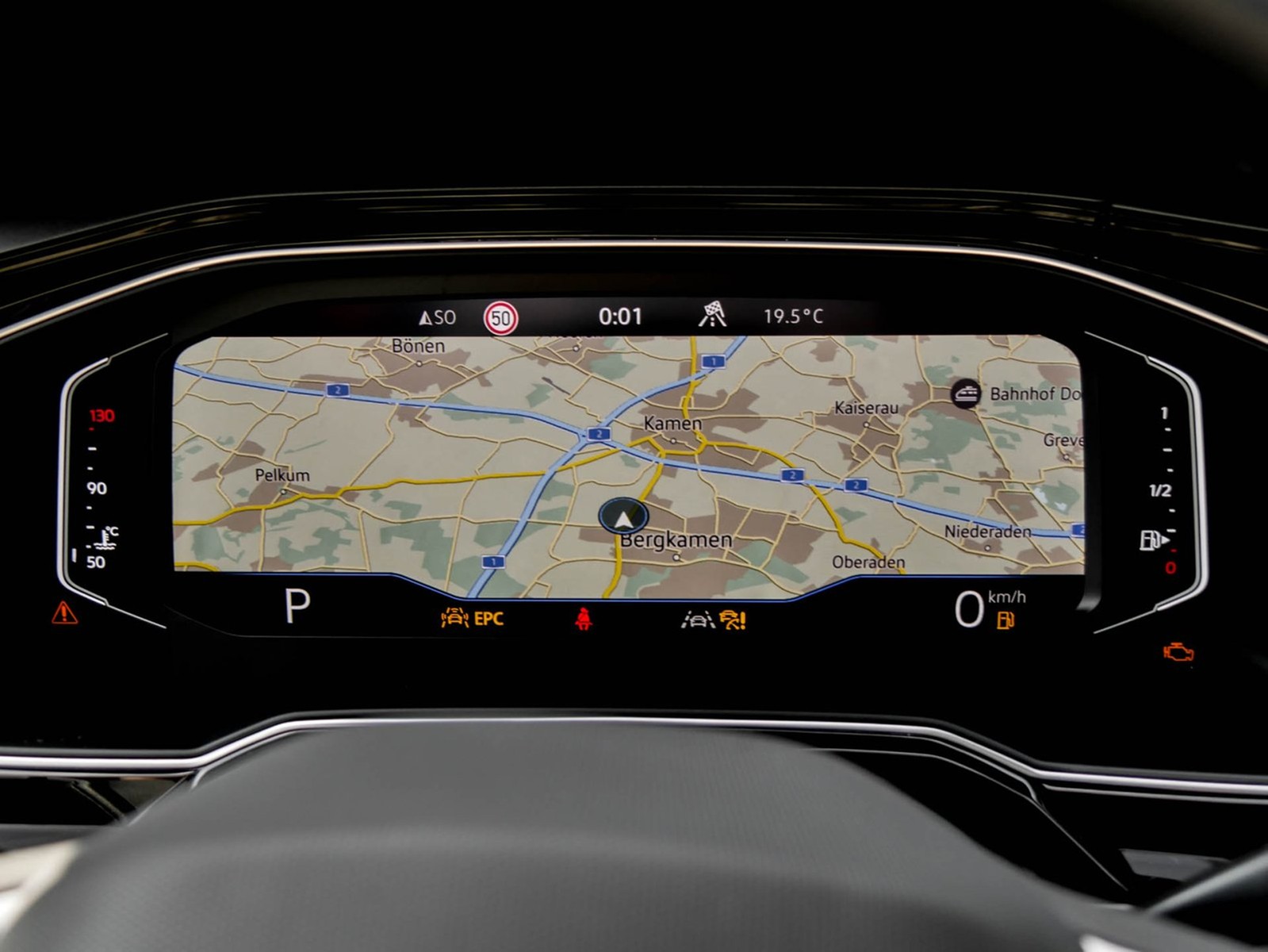 Volkswagen Polo 1.0 R-LINE DSG PANO NAVI CAM MATRIXLED LM17