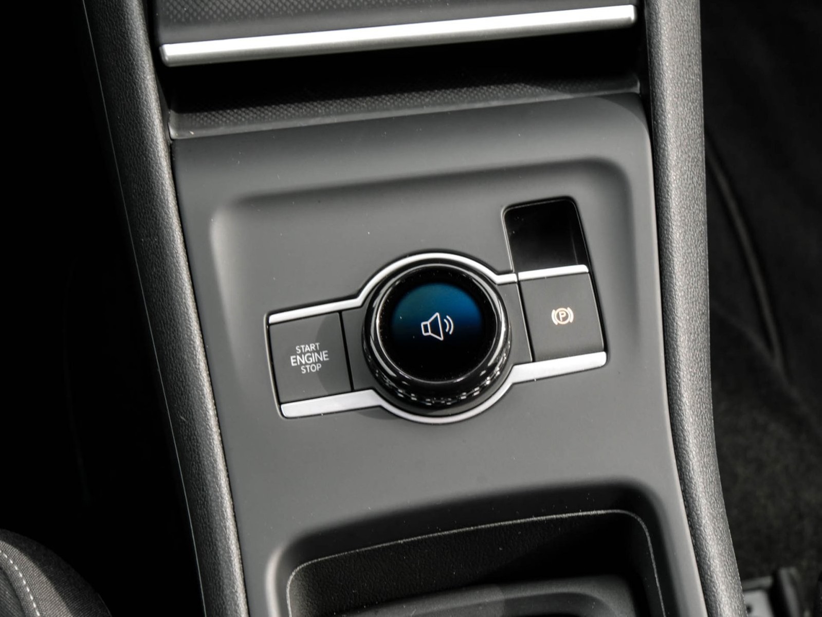 Volkswagen Tiguan 1.5 eTSI NEUES MODELL AHK CAM CARPLAY