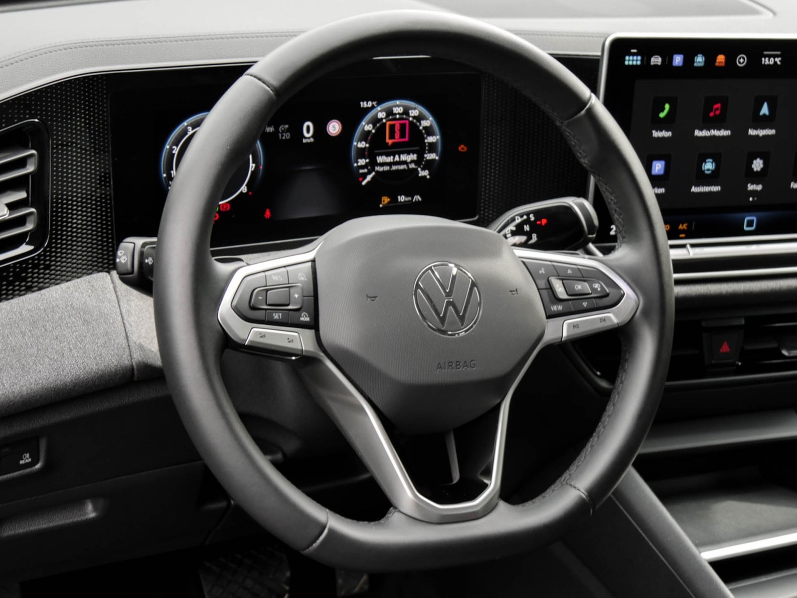 Volkswagen Tiguan 1.5 eTSI NEUES MODELL AHK CAM CARPLAY