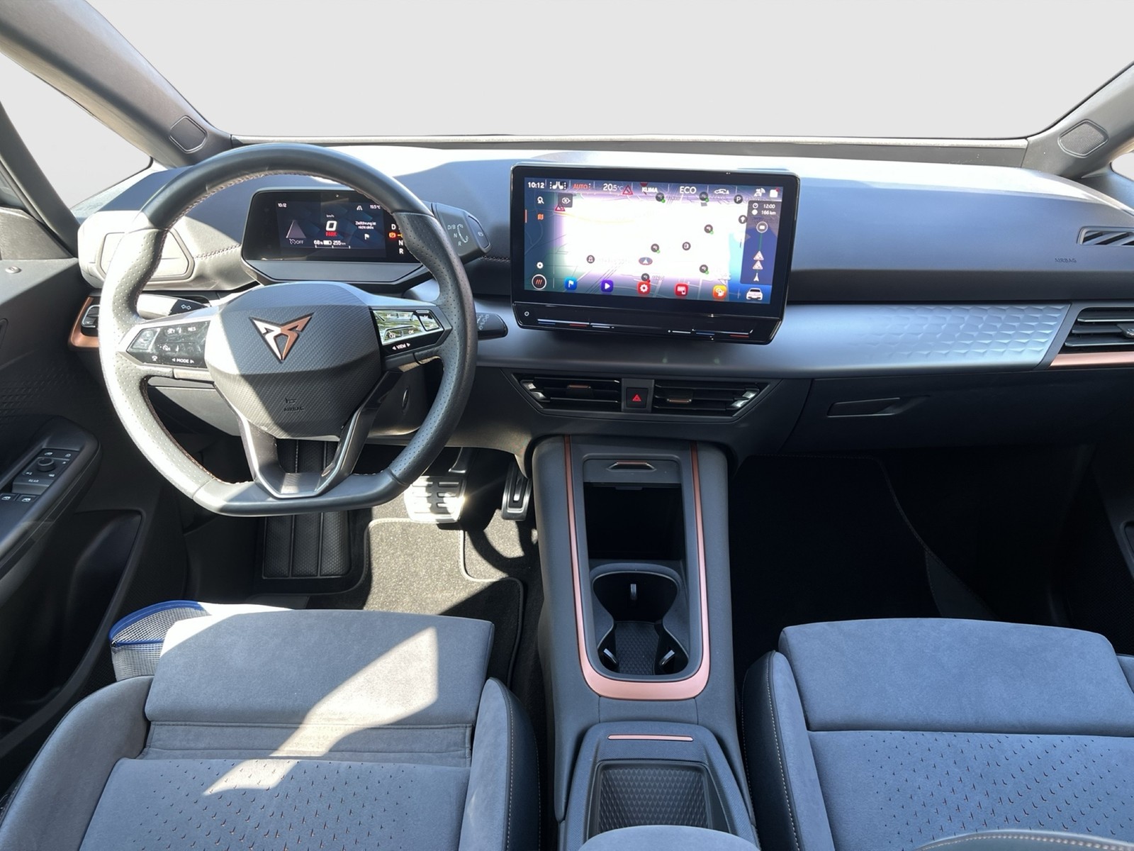 Cupra Born EDITION DYNAMIC 360CAM ACC LM19 NAVI SITZHZ