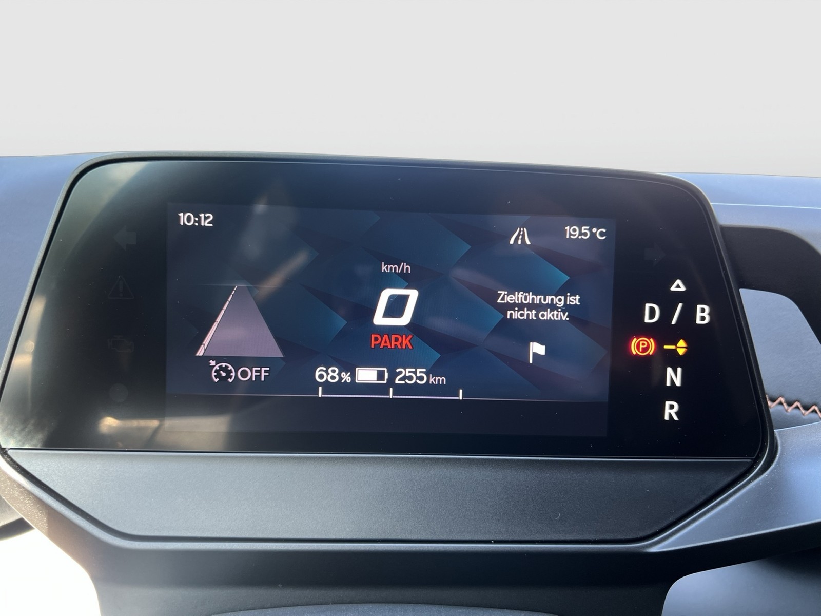 Cupra Born EDITION DYNAMIC 360CAM ACC LM19 NAVI SITZHZ