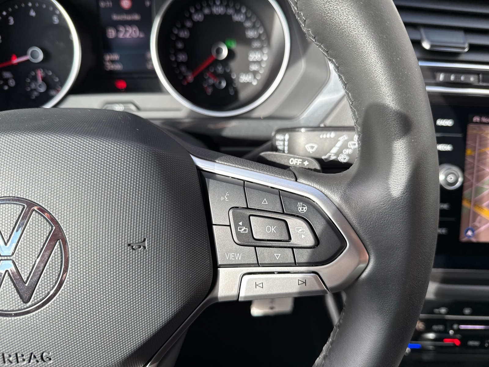 Volkswagen Tiguan 2.0 MOVE 4X4 AHK CAM ACC LM18 EKLAPPE NAVI