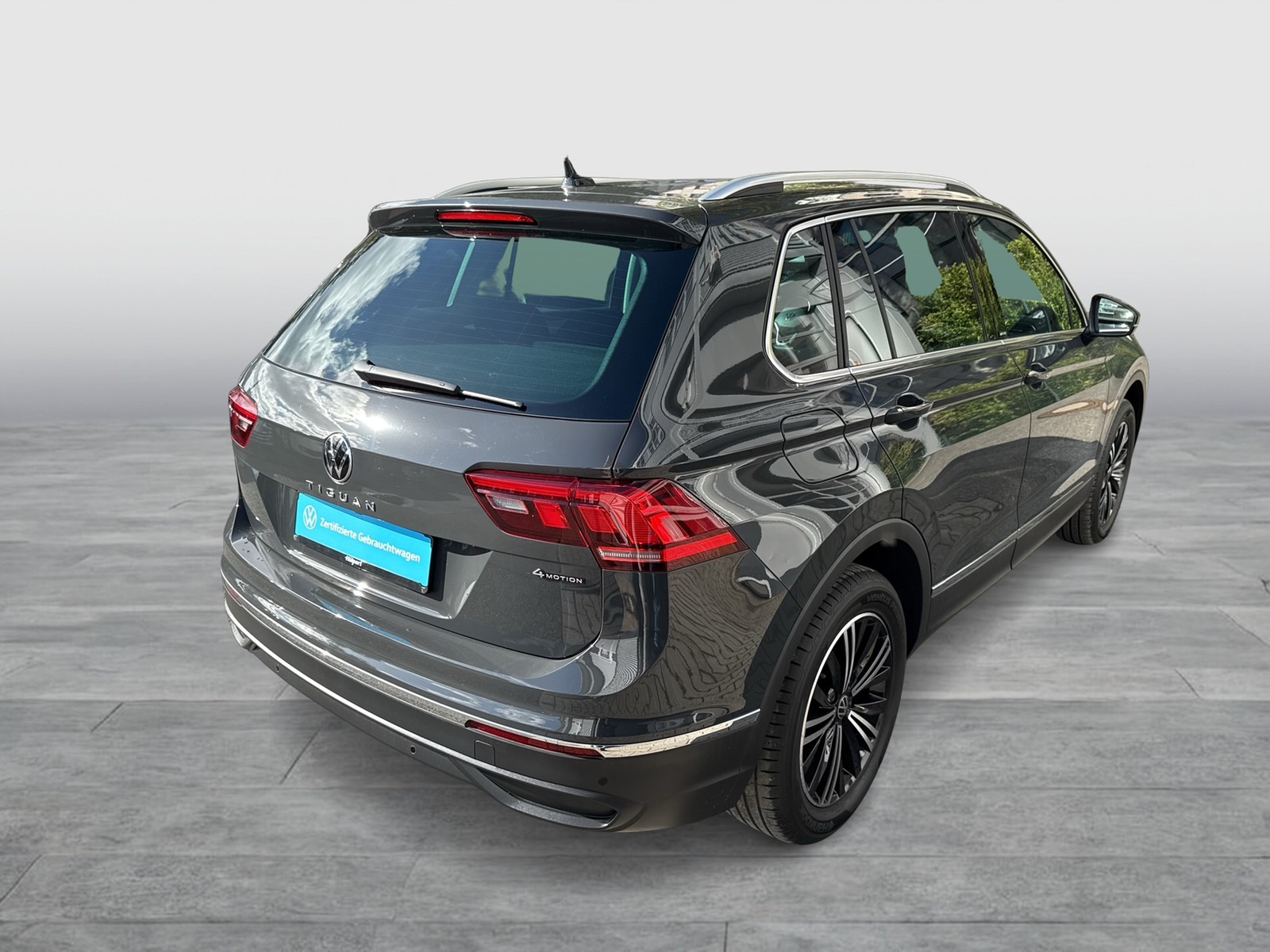 Volkswagen Tiguan 2.0 MOVE 4X4 AHK CAM ACC LM18 EKLAPPE NAVI