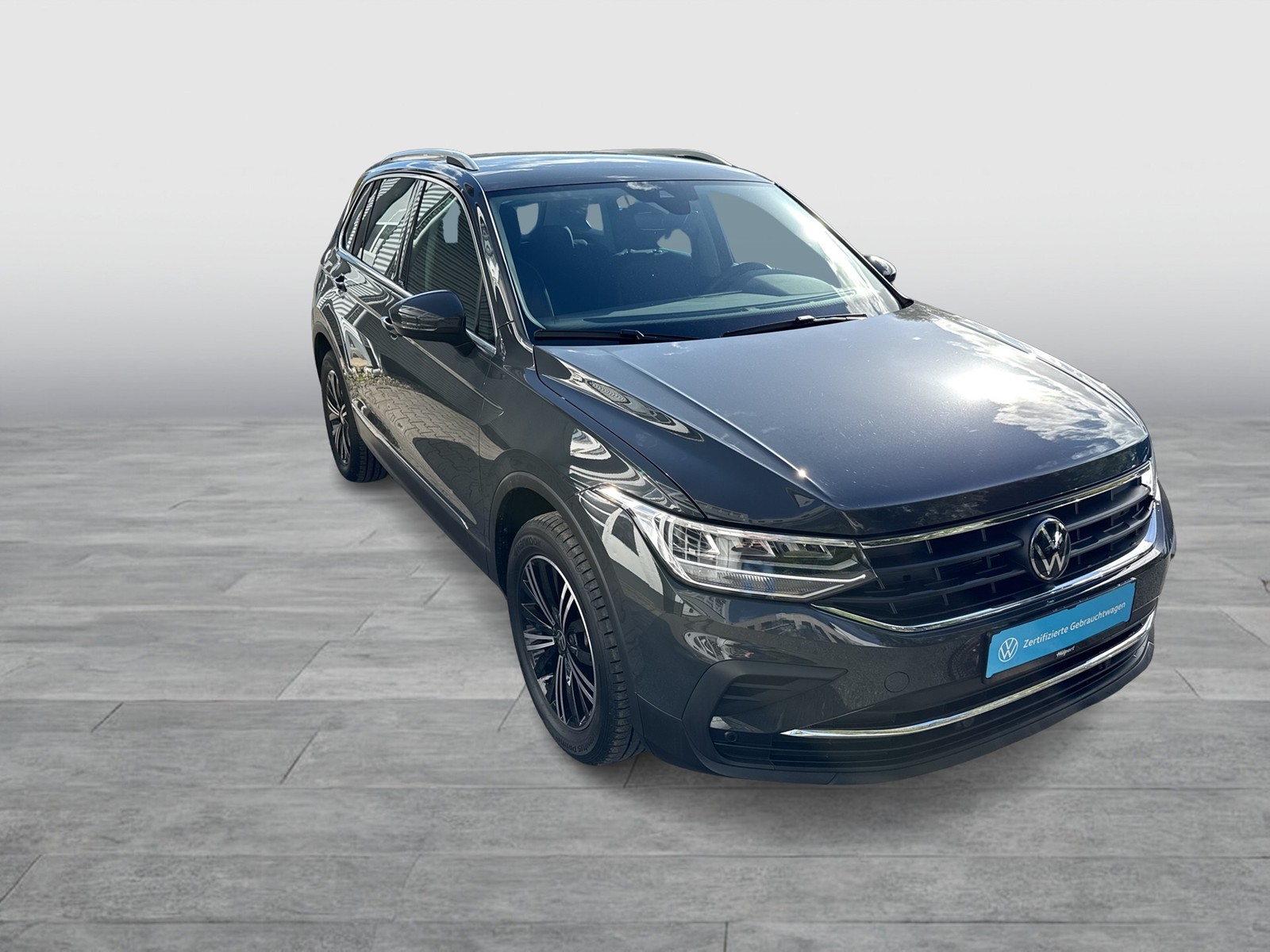 Volkswagen Tiguan 2.0 MOVE 4X4 AHK CAM ACC LM18 EKLAPPE NAVI