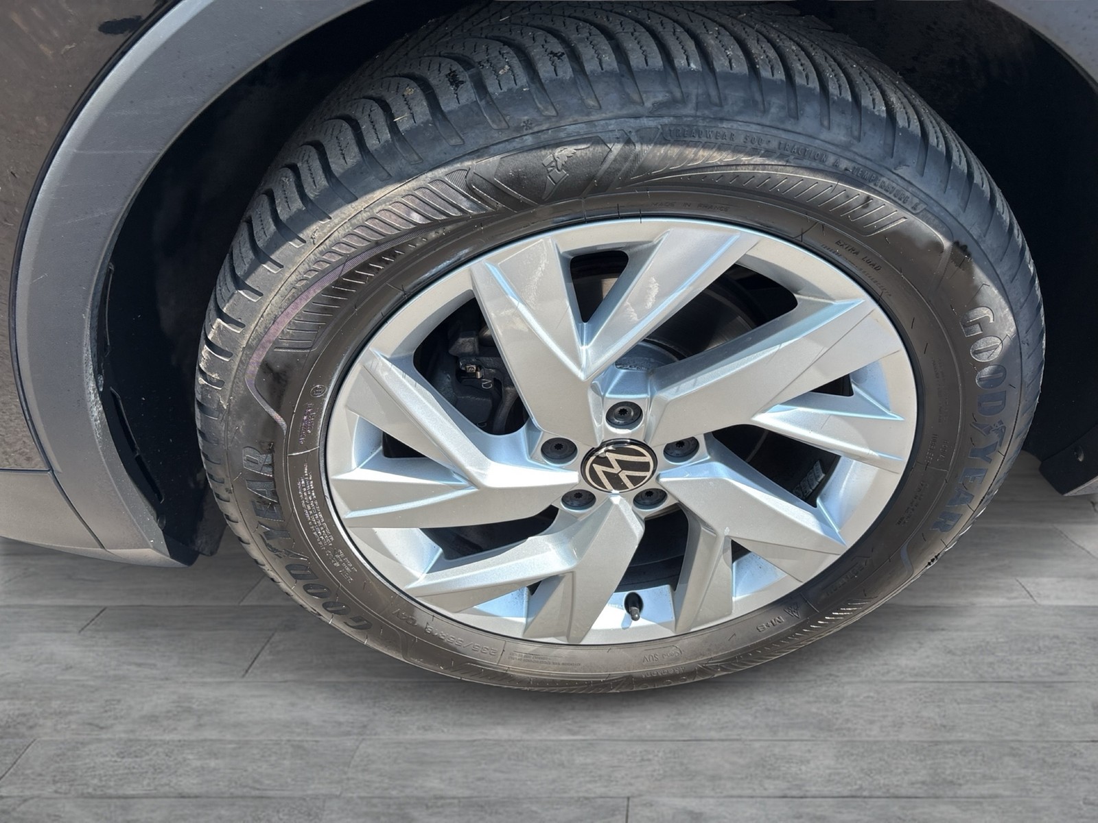Volkswagen Tiguan 2.0 LIFE AHK CAM ACC LM18 NAVI SITZHEIZ.