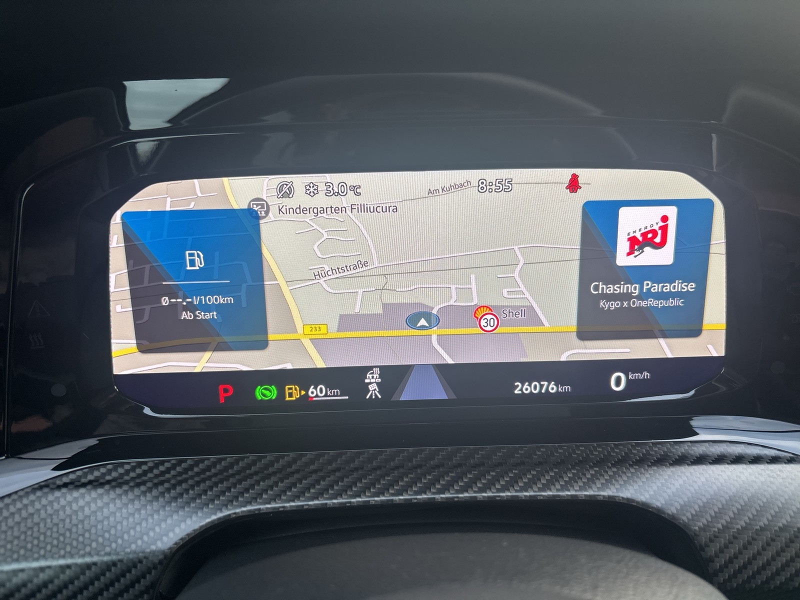 Volkswagen Golf VIII R PERFORMANCE 4X4 AKRAPOVIC PANO LM19