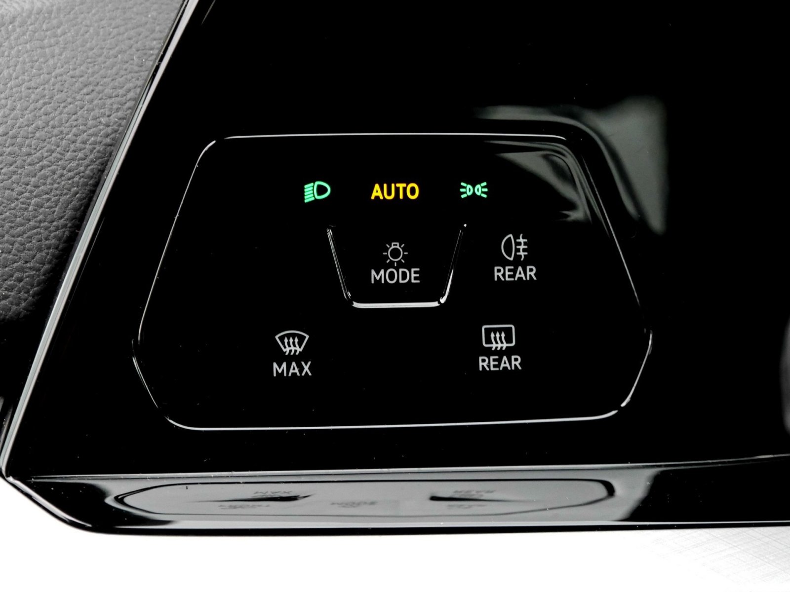 Volkswagen Golf Variant VIII 1.5 eTSI MOVE AHK CAM ACC NAVI