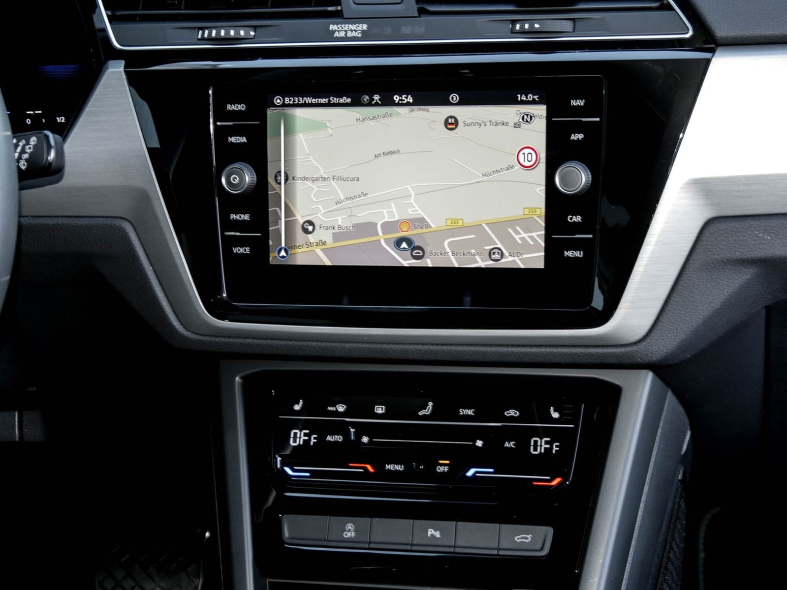 Volkswagen Touran 2.0 COMFORTLINE 7SITZE CAM ACC E-KLAPPE