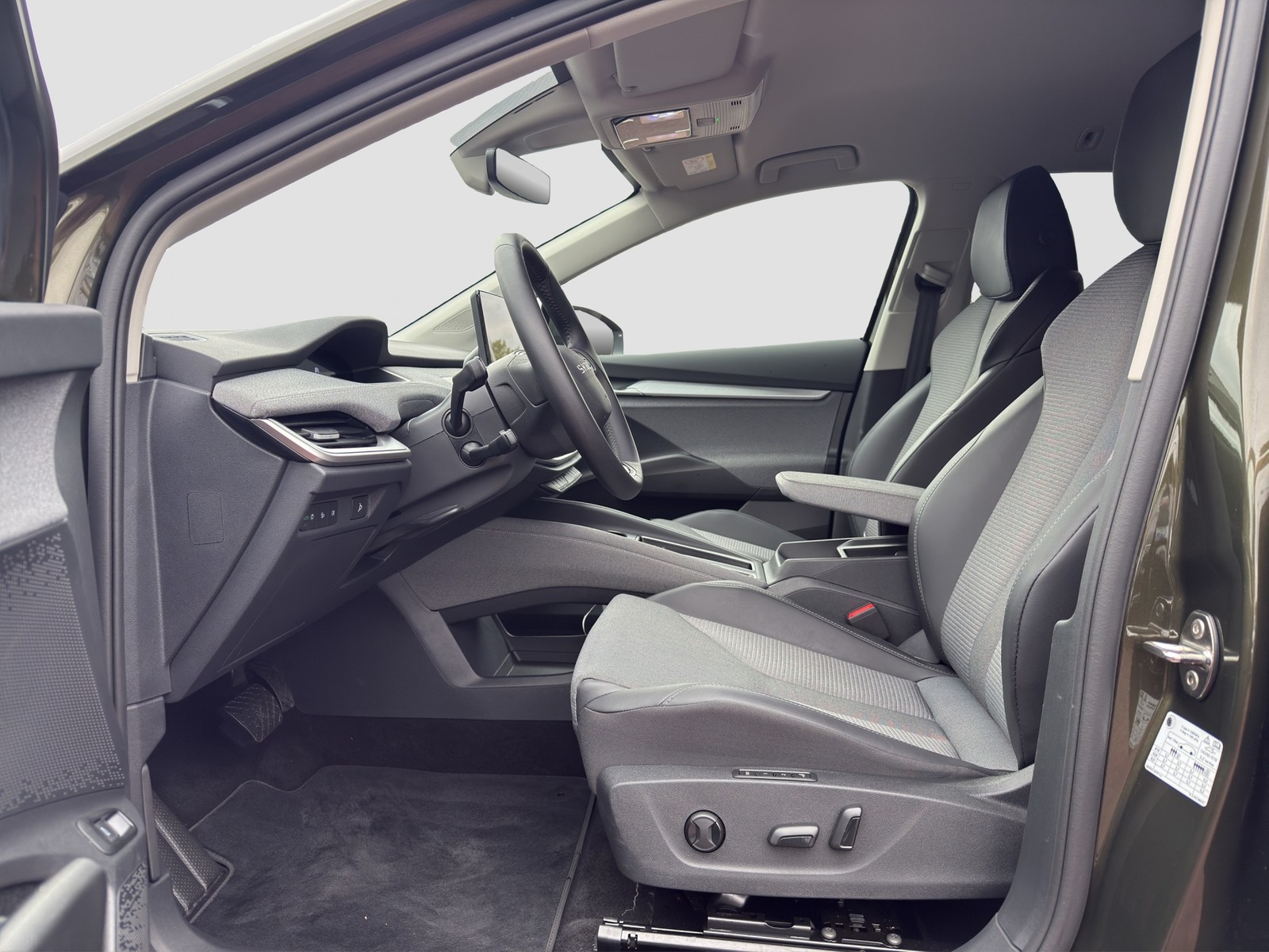 Skoda Enyaq 60 *FACELIFT* AHK ACC NAV RFK SHZ