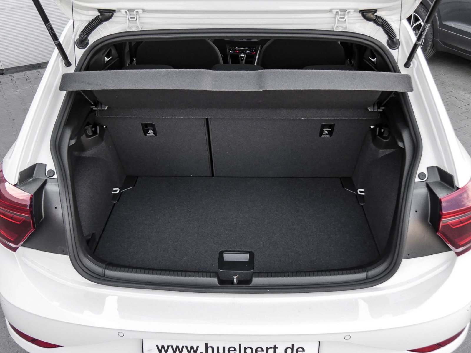 Volkswagen Polo 1.0 R-LINE DSG