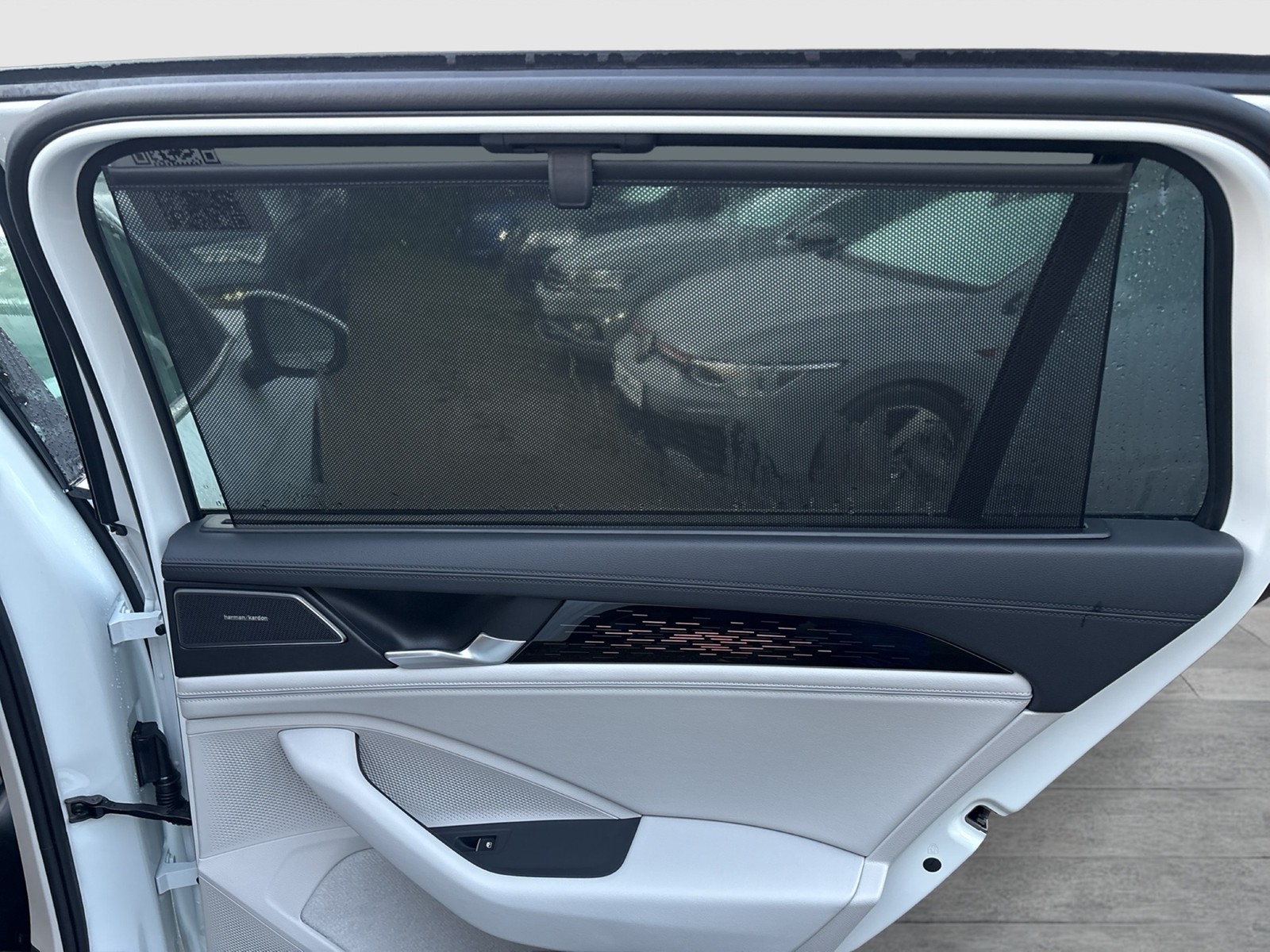 Volkswagen Passat Variant 2.0 ELEGANCE 4X4 LEDR STANDHZ AHK