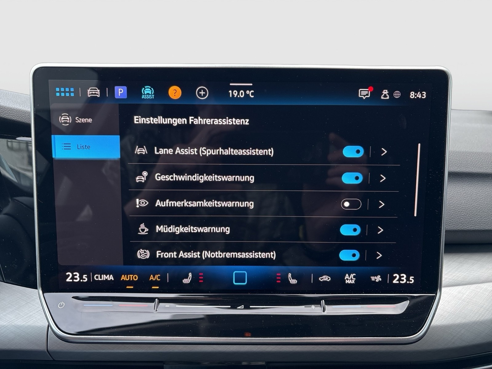Volkswagen Golf VIII 1.5 eTSI LIFE 360°CAM ACC HEAD-UP NAVI