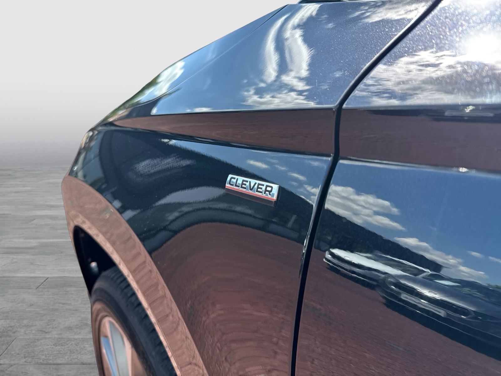 Skoda Karoq 1.5 CLEVER CAM eKLAPPE NAVI ALU SITZHEIZ
