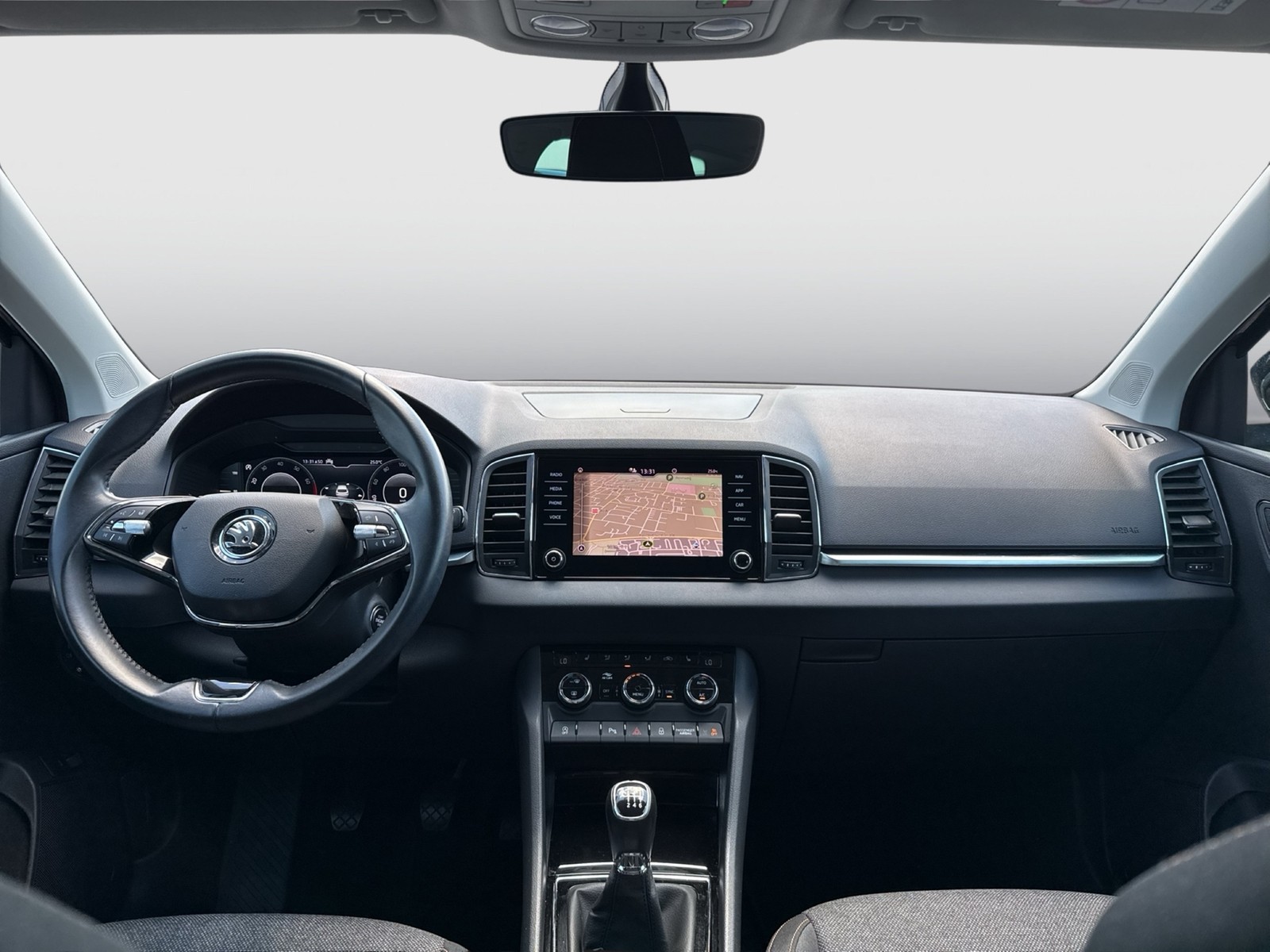 Skoda Karoq 1.5 CLEVER CAM eKLAPPE NAVI ALU SITZHEIZ